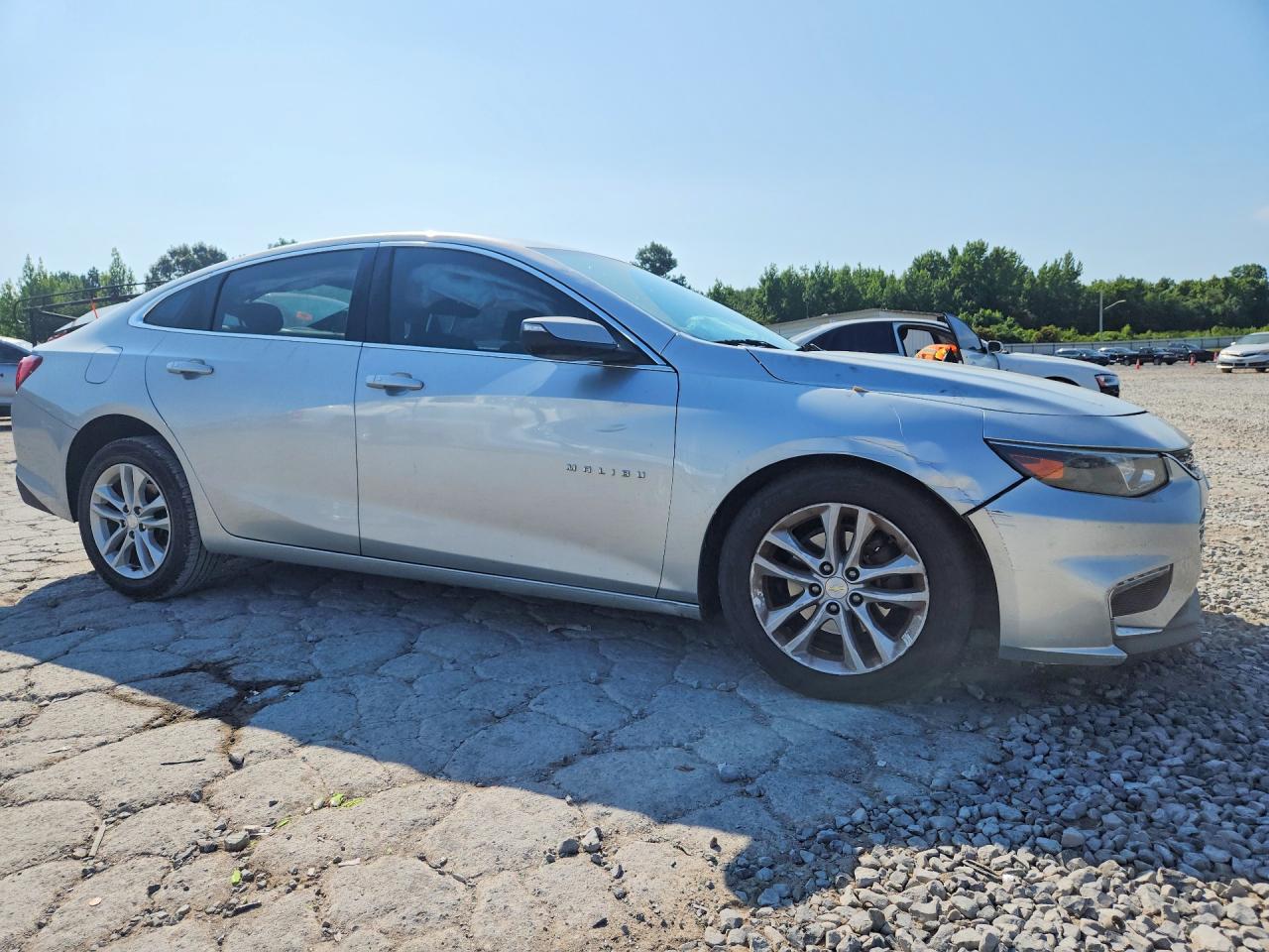 2018 Chevrolet Malibu Lt Silver vin: 1G1ZD5ST2JF160971