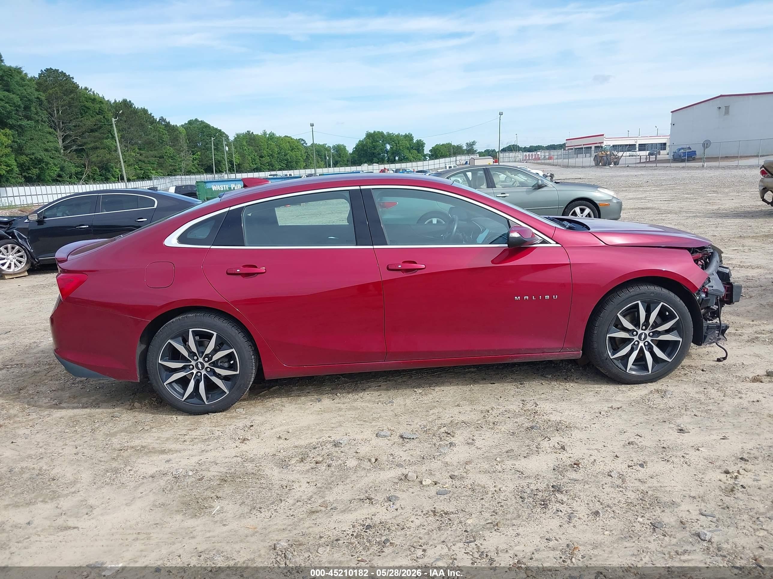 2018 Chevrolet Malibu Lt Maroon vin: 1G1ZD5ST2JF164373