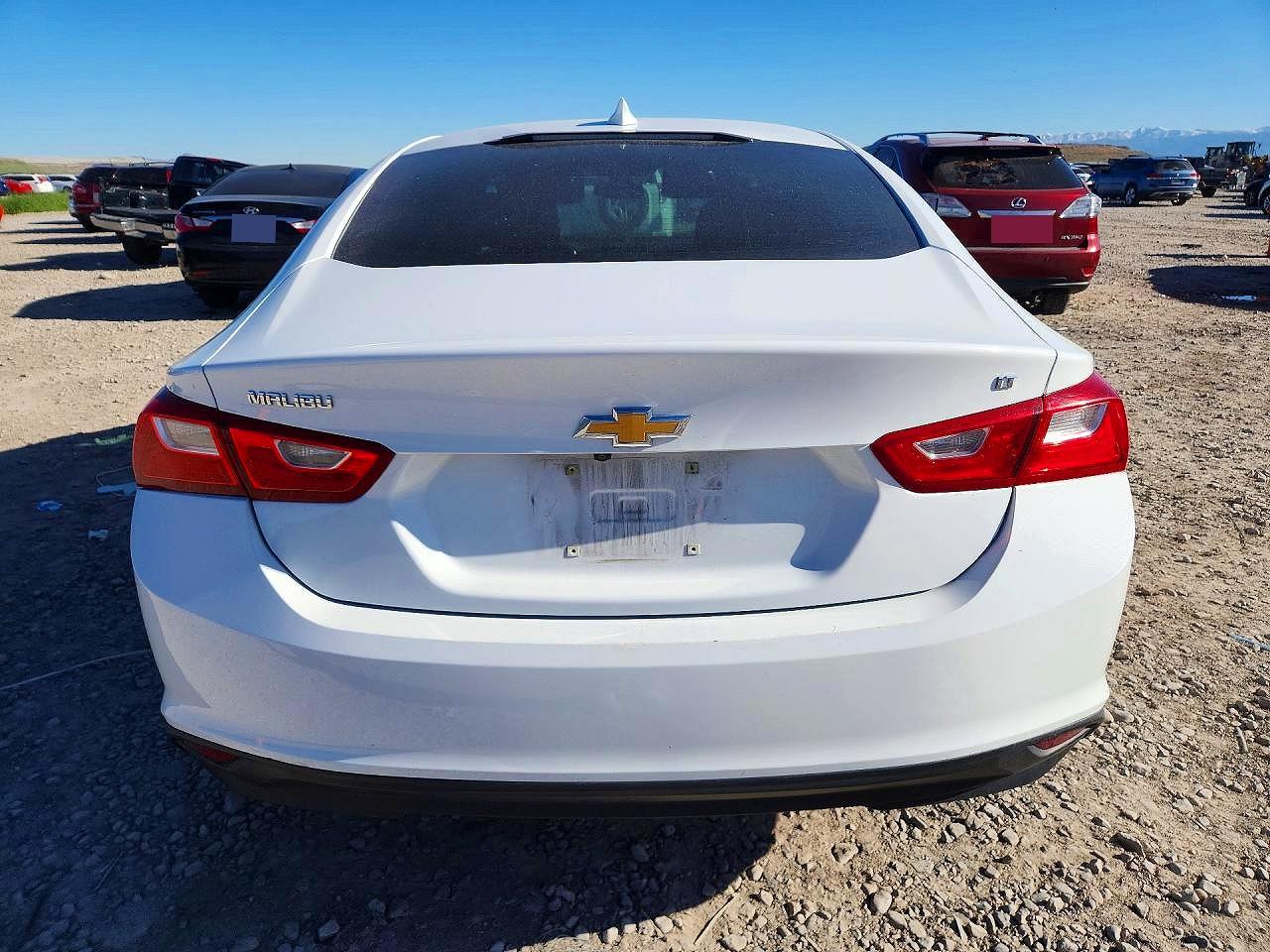 2018 Chevrolet Malibu Lt White vin: 1G1ZD5ST2JF171517