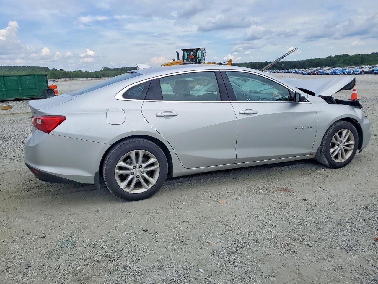 2018 Chevrolet Malibu Lt Silver vin: 1G1ZD5ST2JF231389