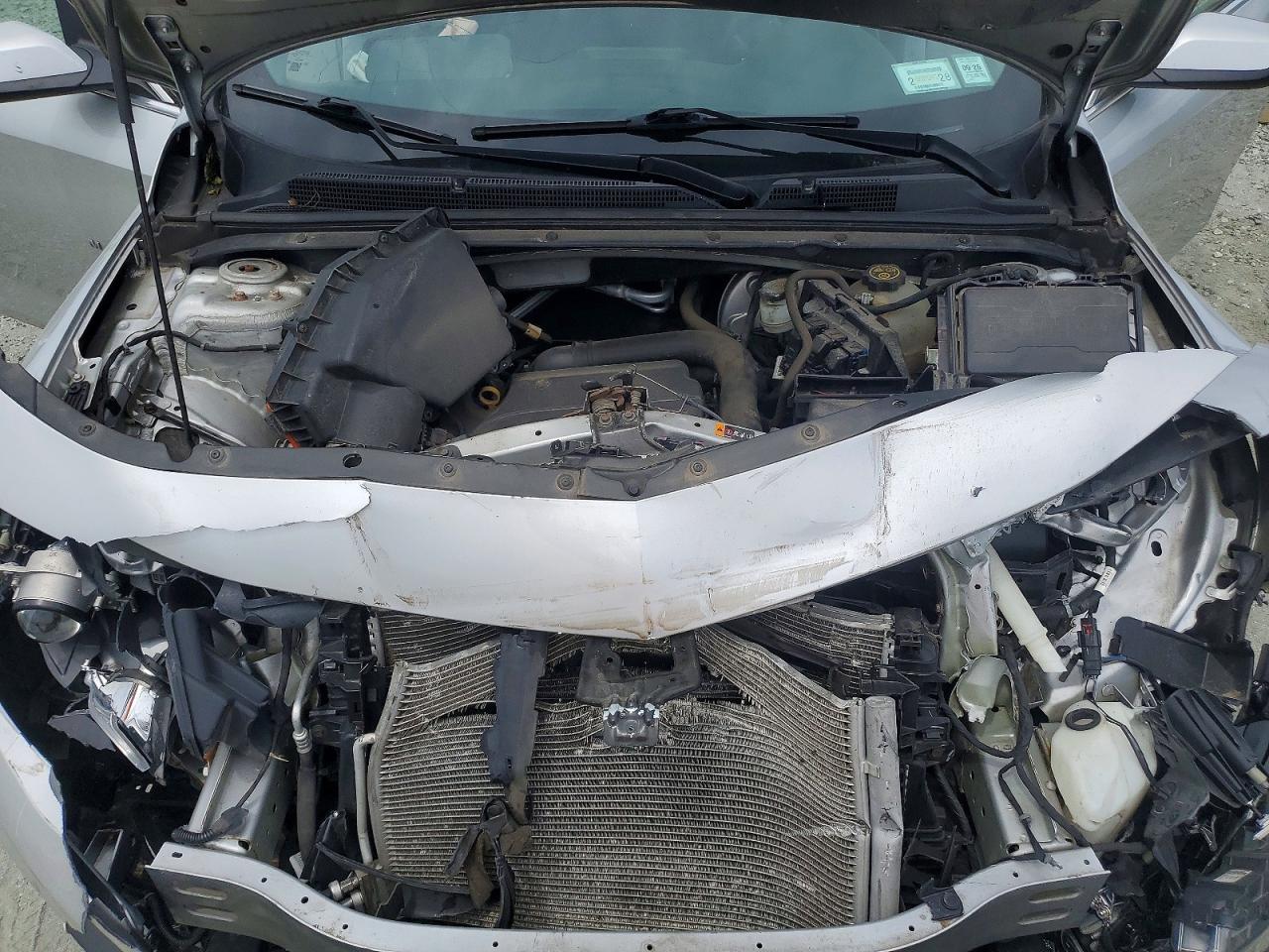 2018 Chevrolet Malibu Lt Silver vin: 1G1ZD5ST2JF231389