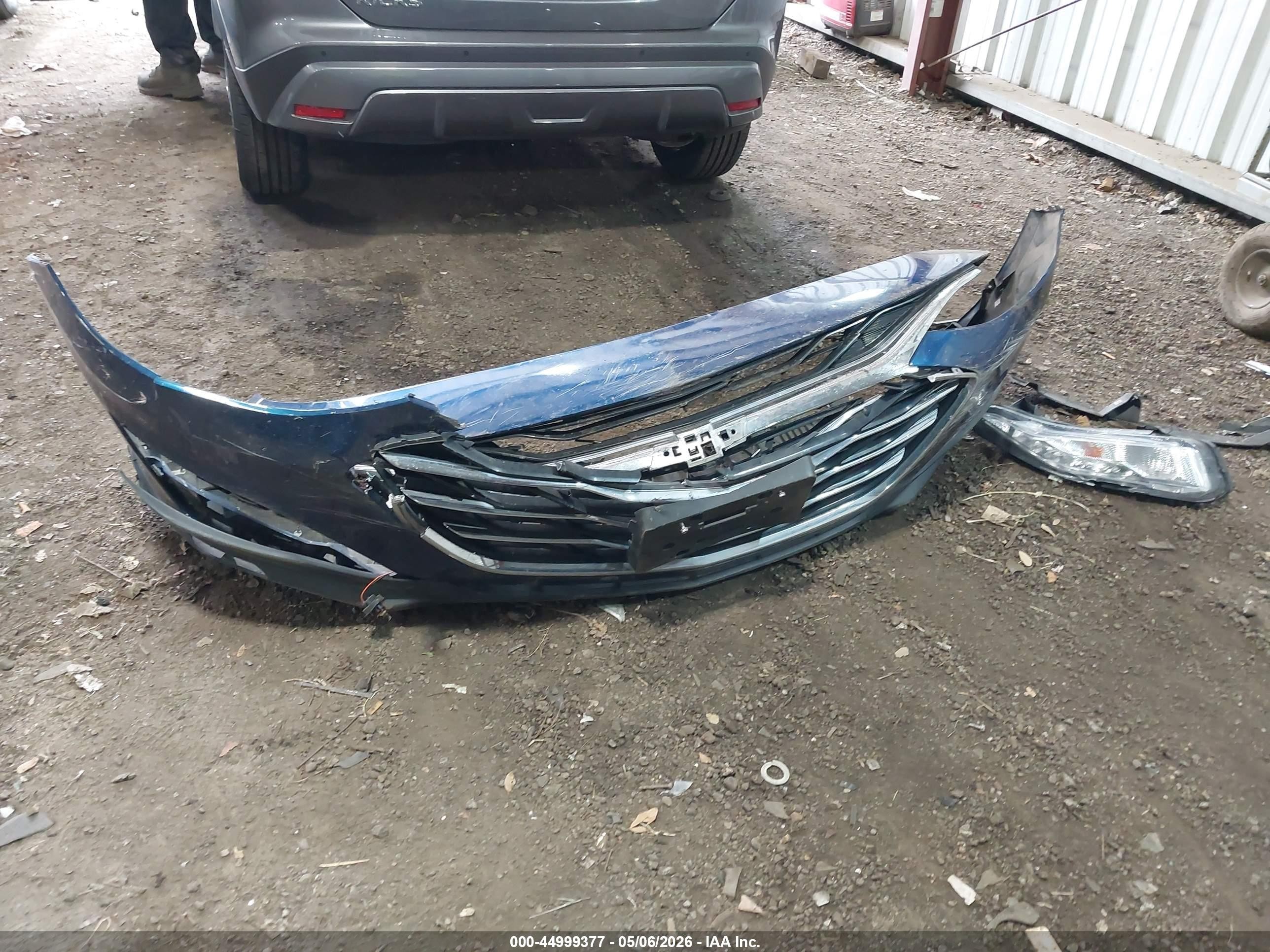 2019 Chevrolet Malibu Lt Синий vin: 1G1ZD5ST2KF151561
