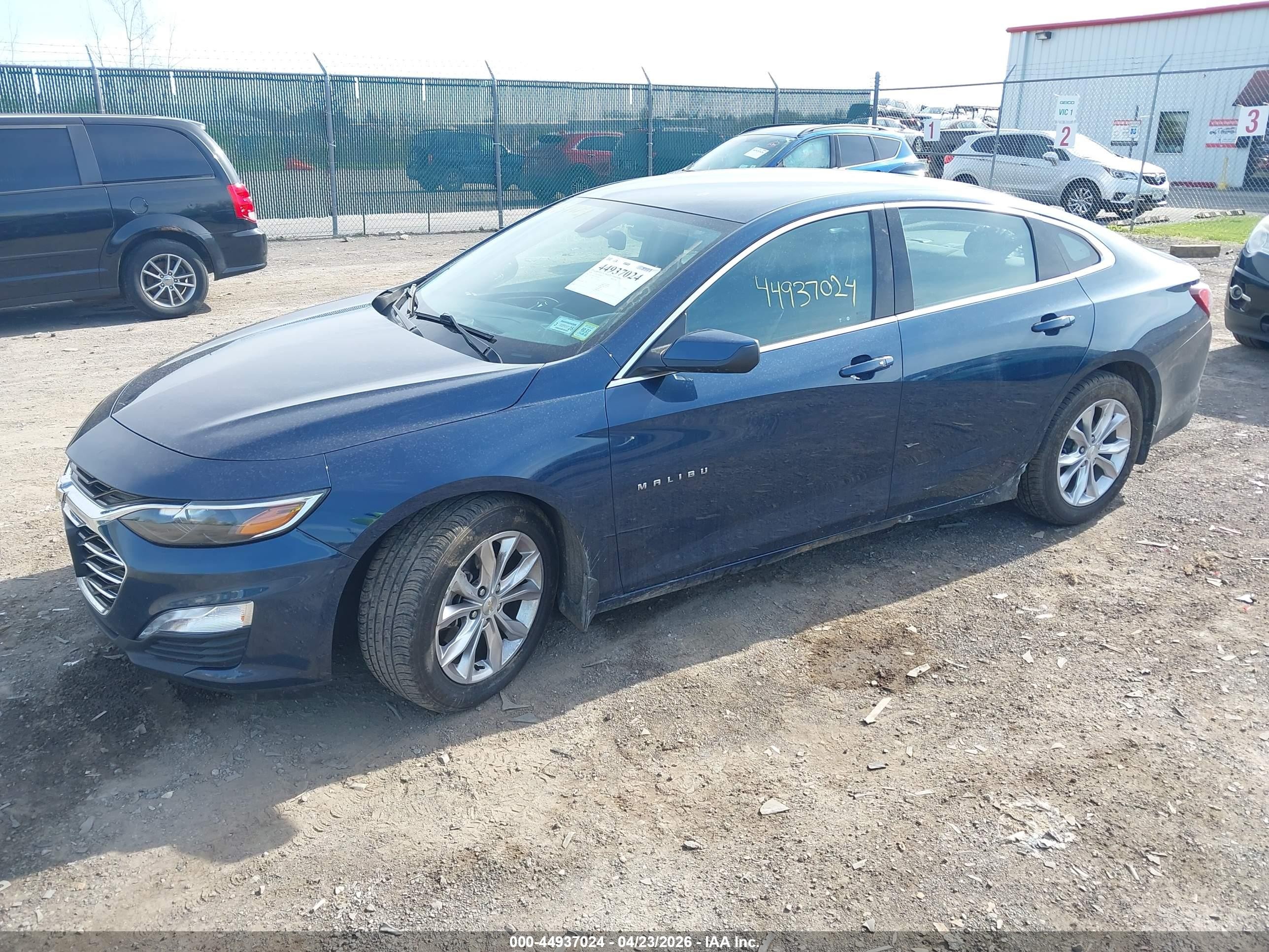 2020 Chevrolet Malibu Fwd Lt Синий vin: 1G1ZD5ST2LF037920