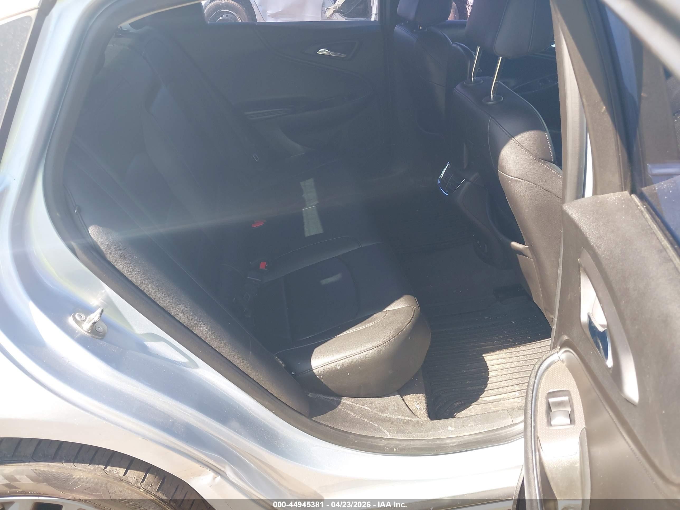 2018 Chevrolet Malibu Lt Синий vin: 1G1ZD5ST3JF160302