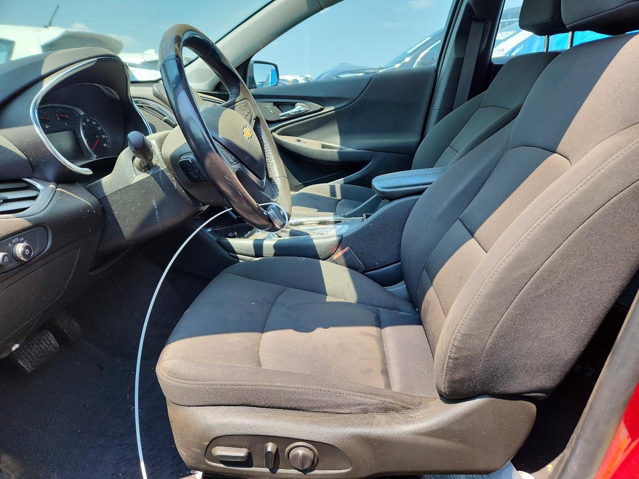 2018 Chevrolet Malibu Lt Red vin: 1G1ZD5ST3JF212964