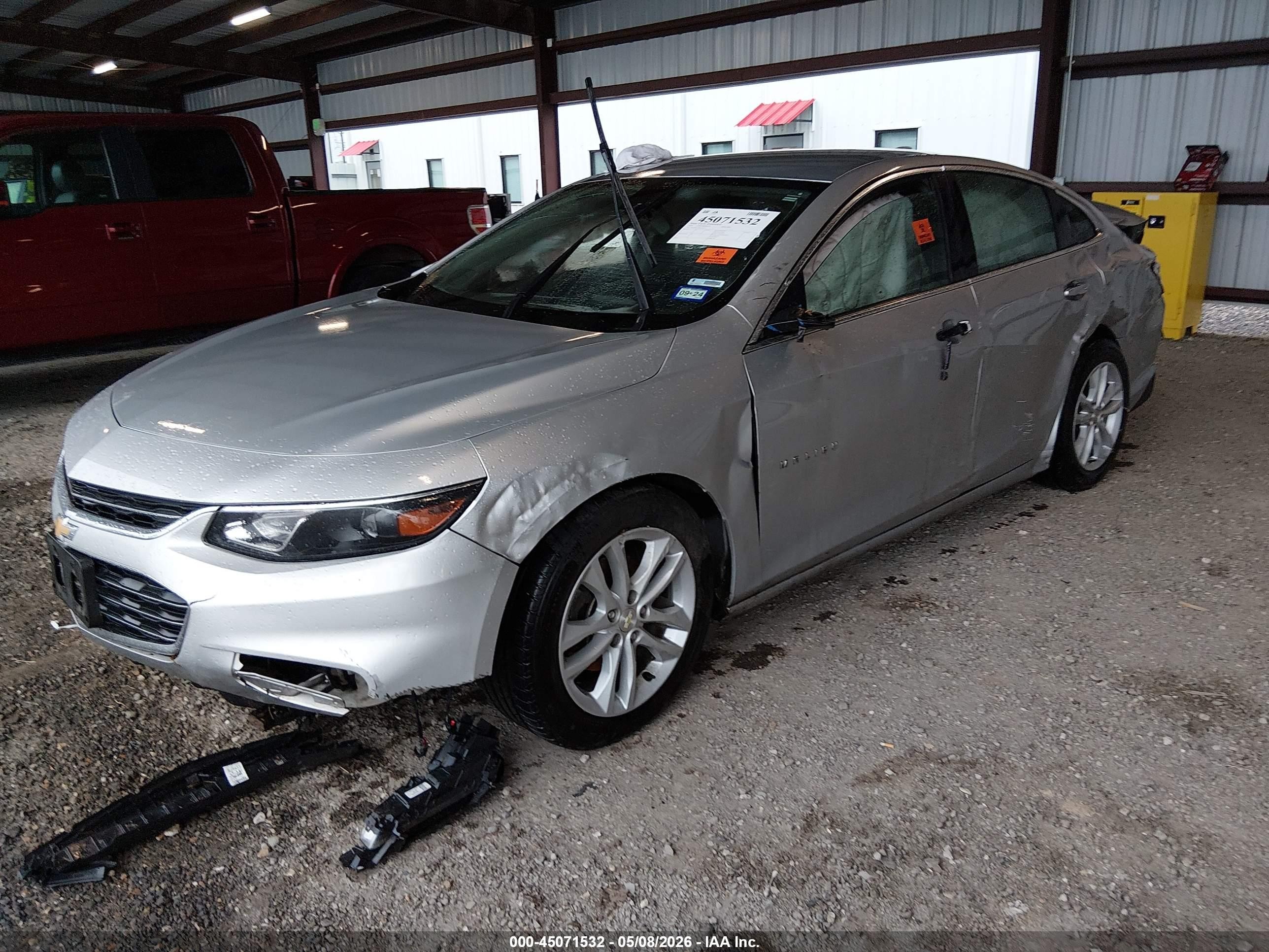 2018 Chevrolet Malibu Lt Silver vin: 1G1ZD5ST3JF247214
