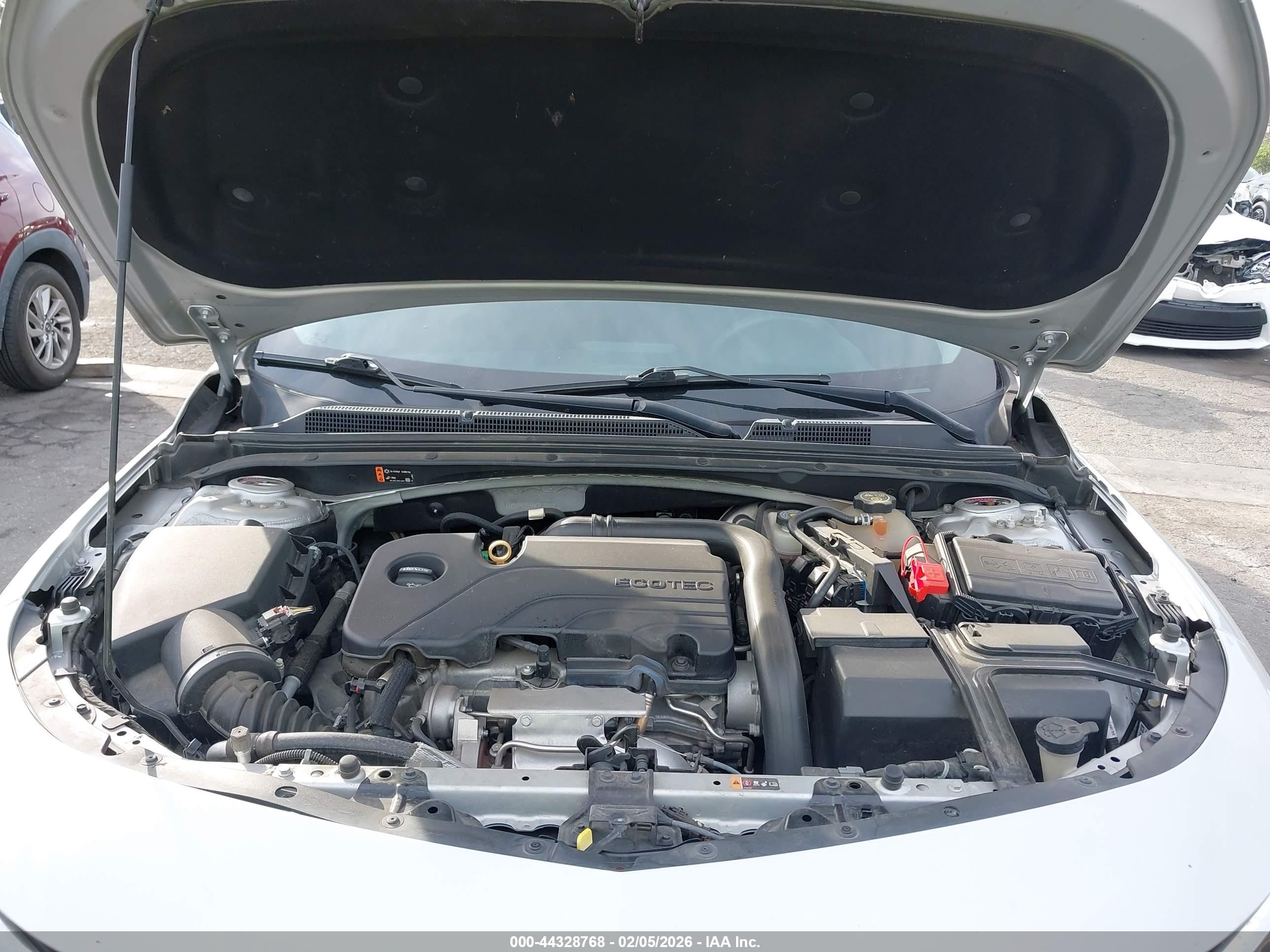 2019 Chevrolet Malibu Lt Silver vin: 1G1ZD5ST3KF104278