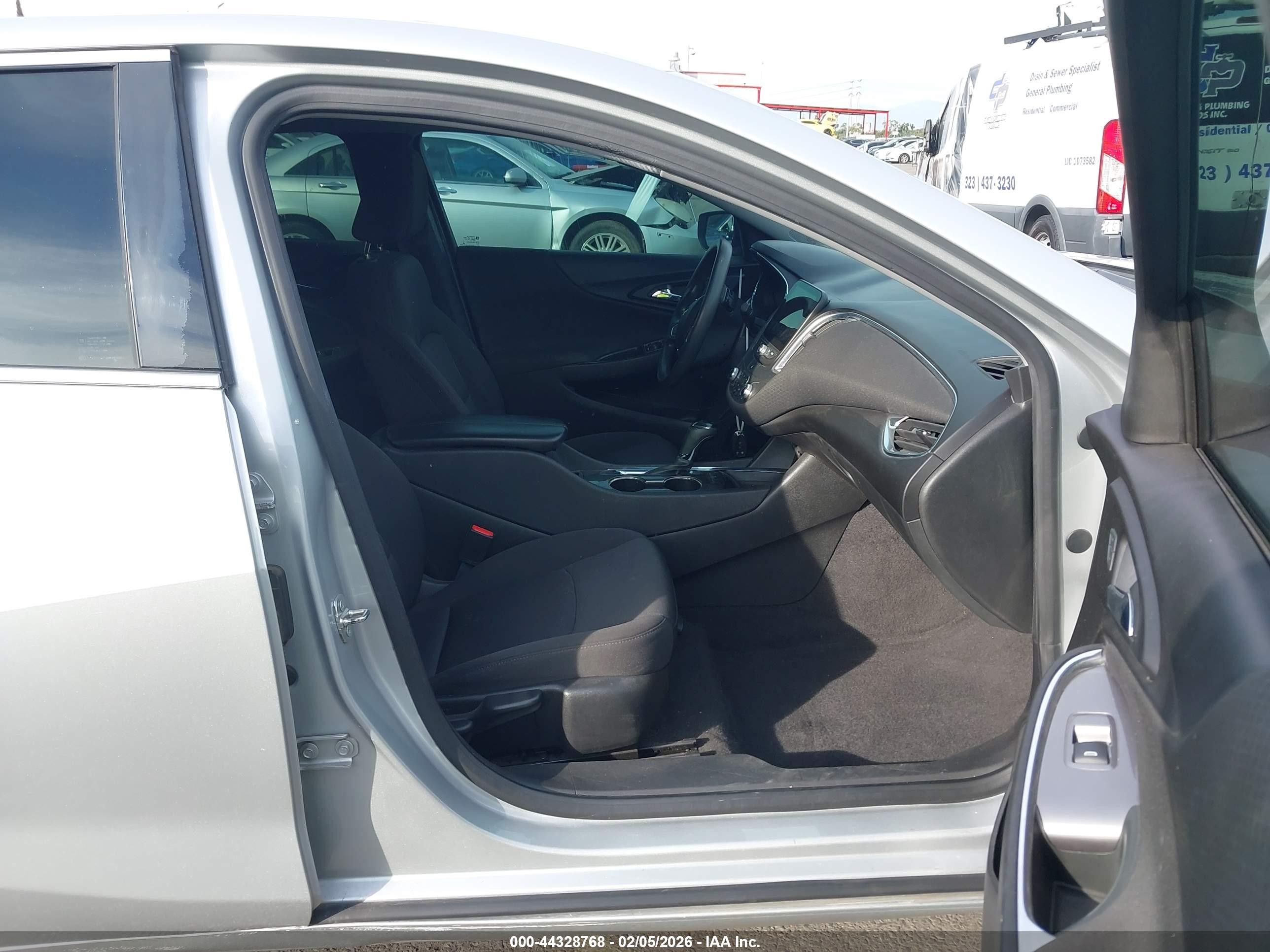 2019 Chevrolet Malibu Lt Silver vin: 1G1ZD5ST3KF104278