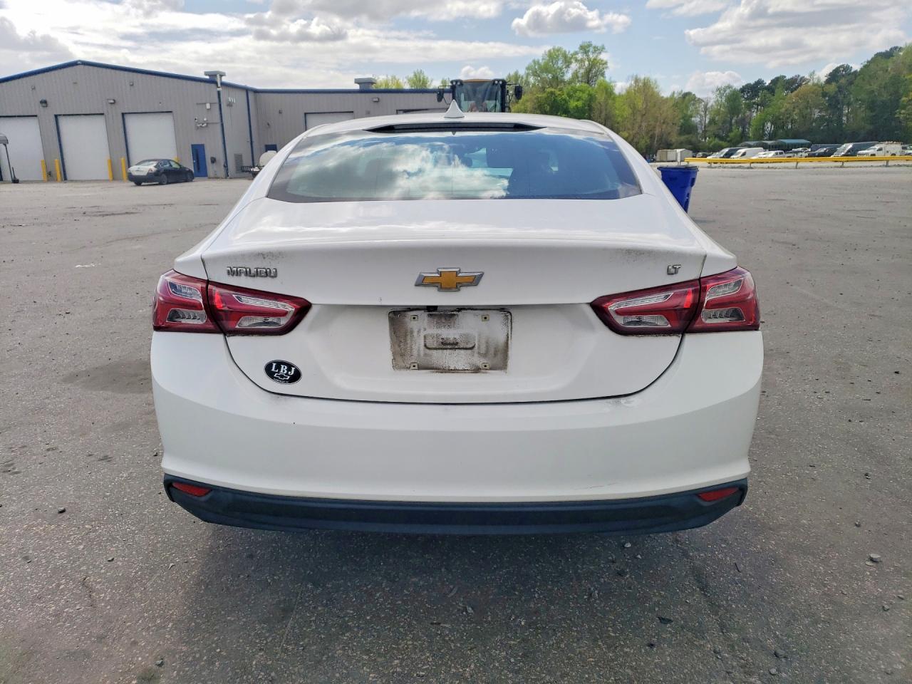 2020 Chevrolet Malibu Lt White vin: 1G1ZD5ST3LF091016