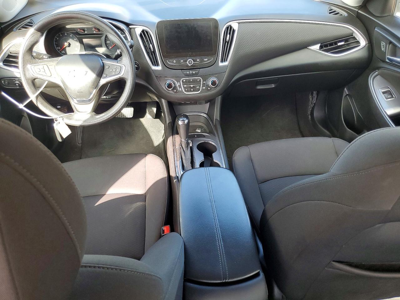 2020 Chevrolet Malibu Lt White vin: 1G1ZD5ST3LF098256
