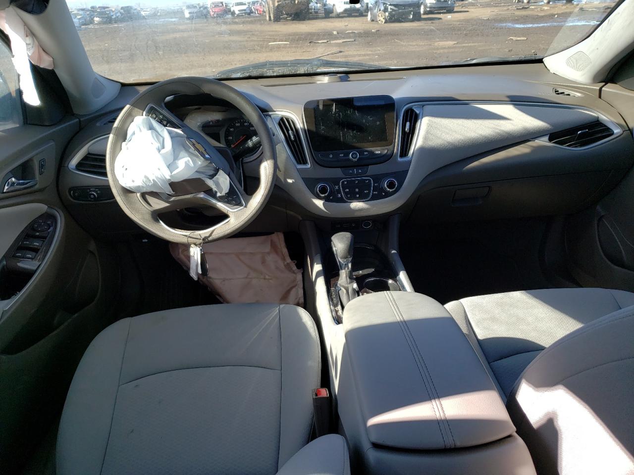 2022 Chevrolet Malibu Lt White vin: 1G1ZD5ST3NF184542