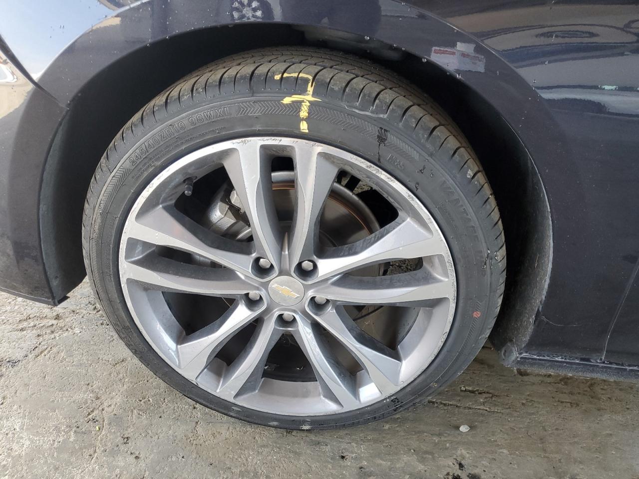 2023 Chevrolet Malibu Lt Gray vin: 1G1ZD5ST3PF201021 Damage: Left Front Wheel, Curb Rash, > 12 Inches