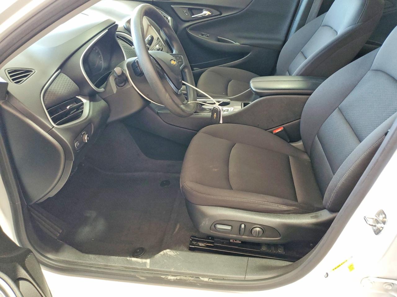 2023 Chevrolet Malibu Lt White vin: 1G1ZD5ST3PF233645