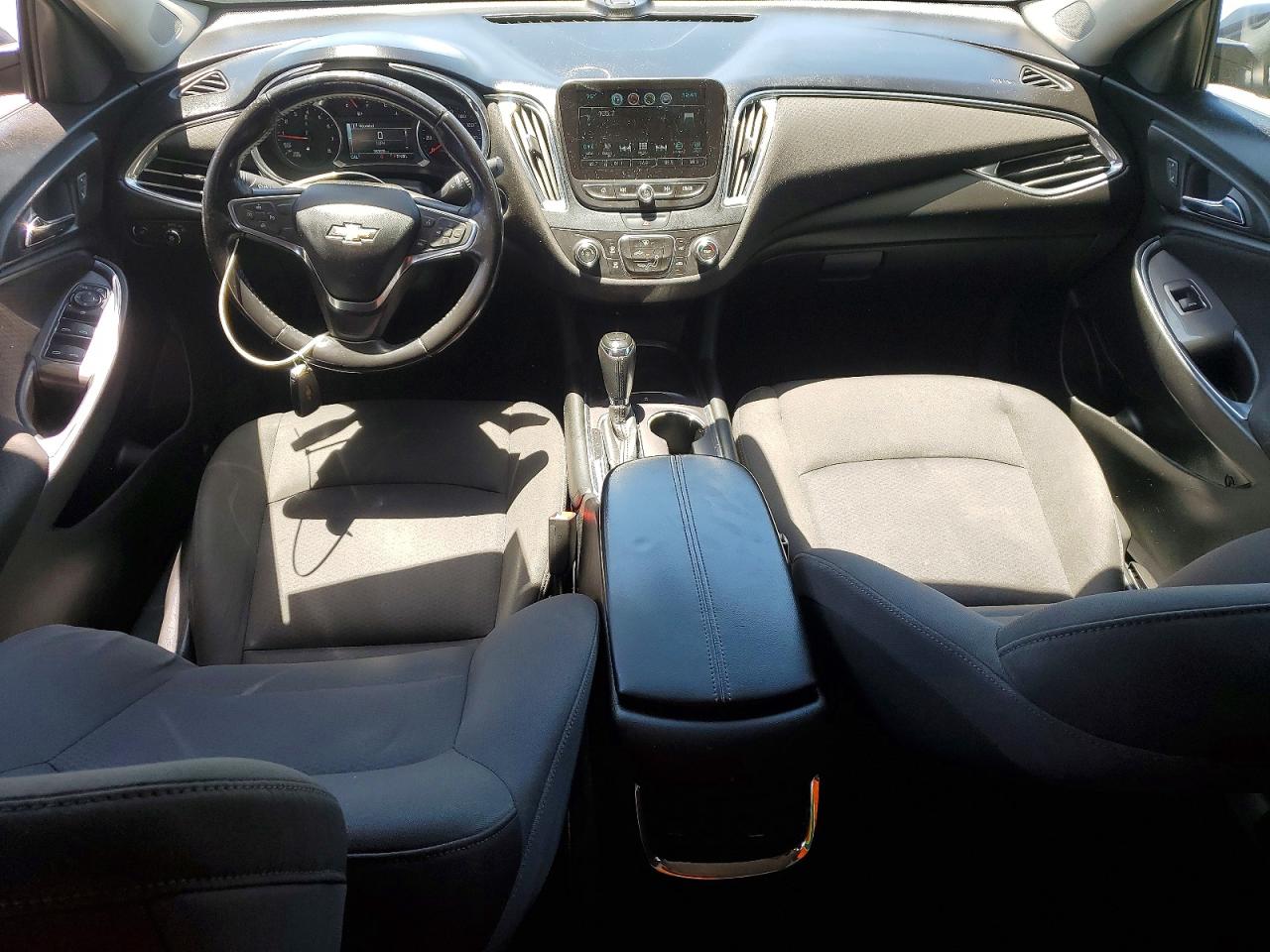 2018 Chevrolet Malibu Lt Синий vin: 1G1ZD5ST4JF235055