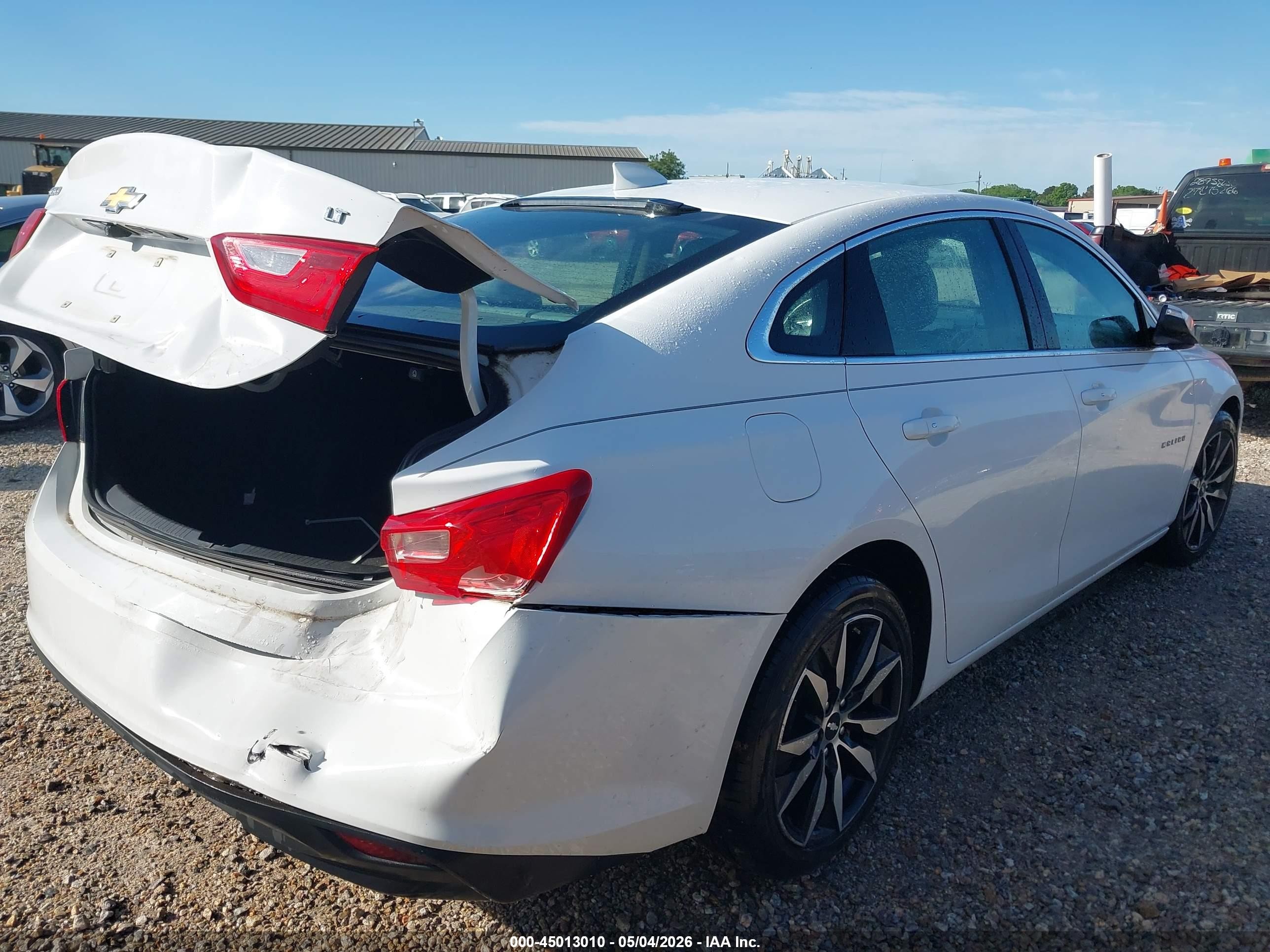 2018 Chevrolet Malibu Lt White vin: 1G1ZD5ST4JF288547