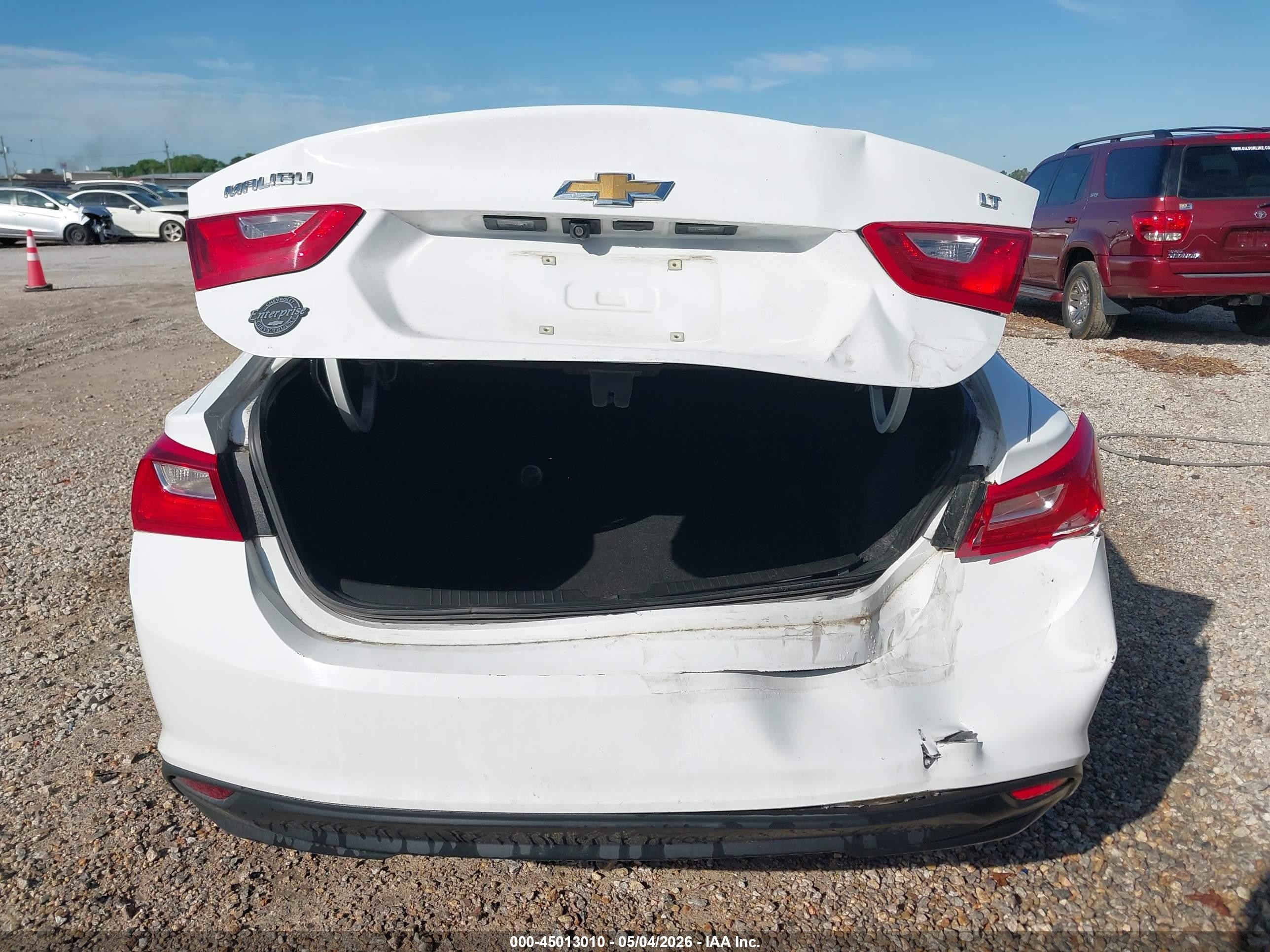 2018 Chevrolet Malibu Lt White vin: 1G1ZD5ST4JF288547