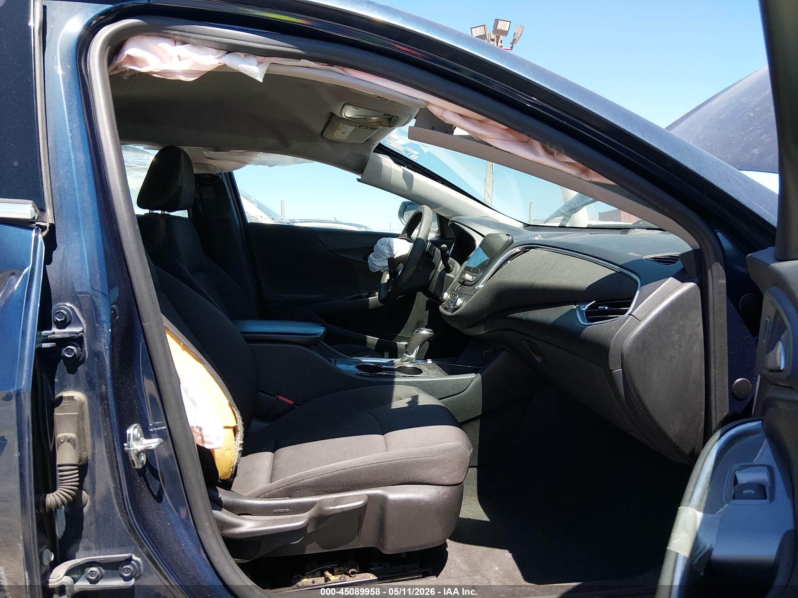 2019 Chevrolet Malibu Lt Blue vin: 1G1ZD5ST4KF138780