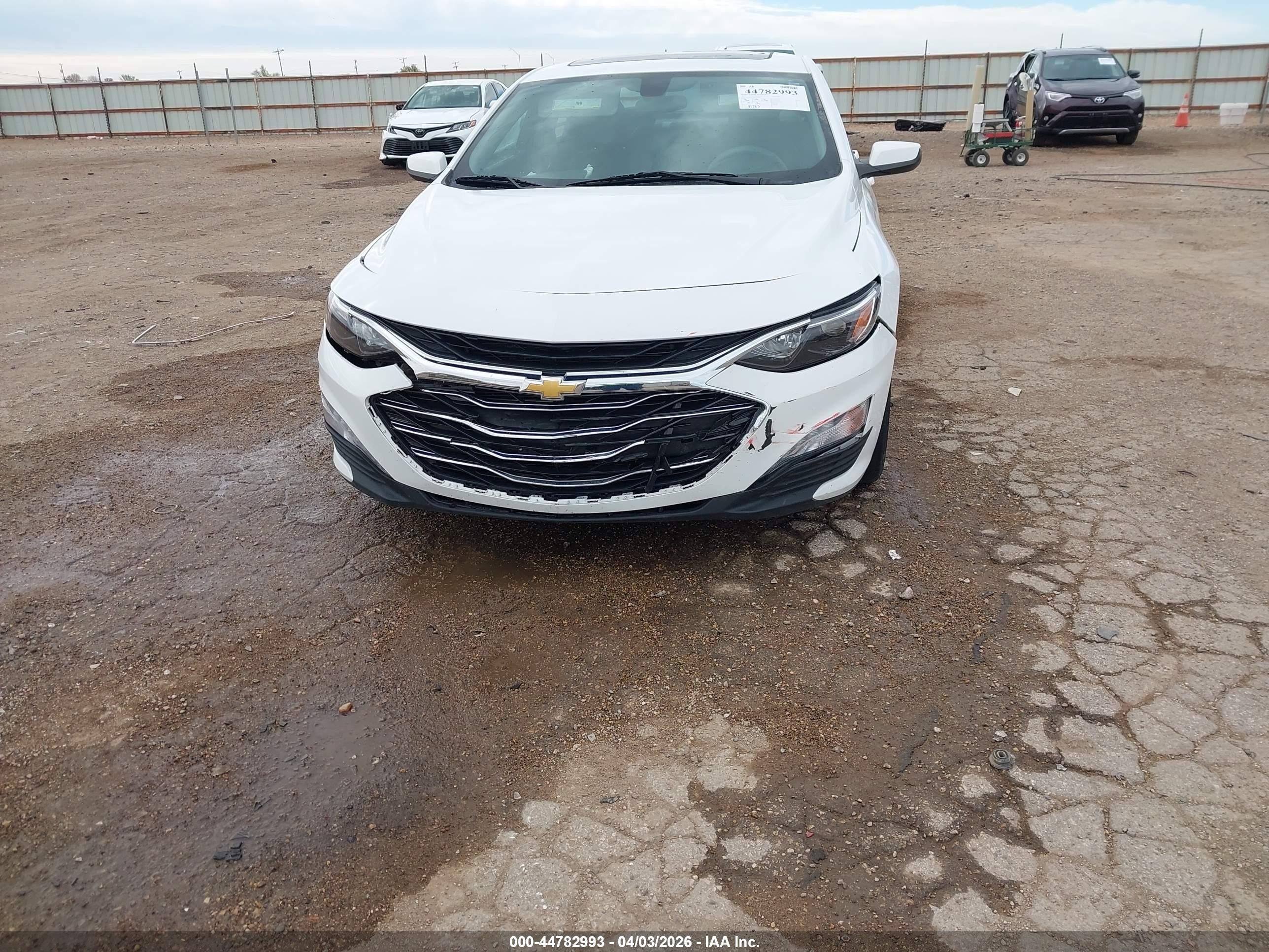 2022 Chevrolet Malibu Fwd Lt White vin: 1G1ZD5ST4NF129209