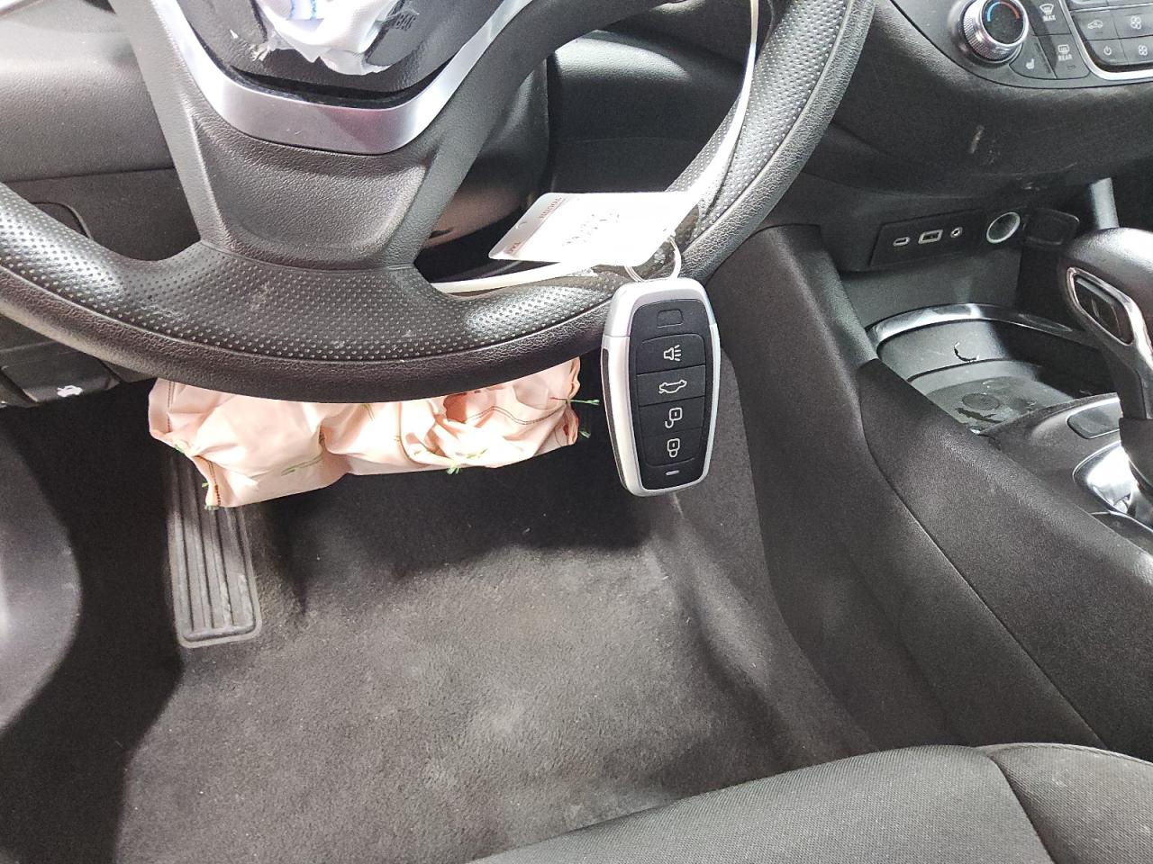 2022 Chevrolet Malibu Lt Blue vin: 1G1ZD5ST4NF174313 Damage: Left Knee Airbag, Deployed, Replacement Required