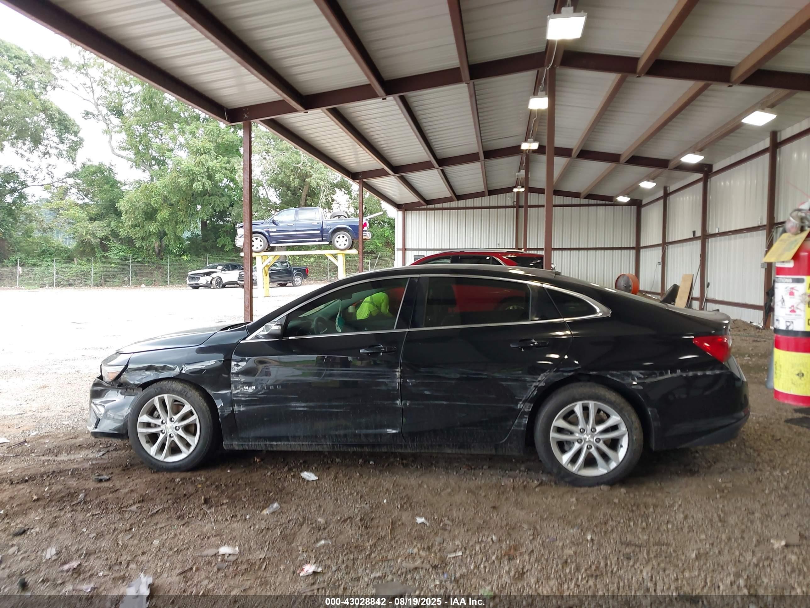 2018 Chevrolet Malibu Lt Черный vin: 1G1ZD5ST5JF142643
