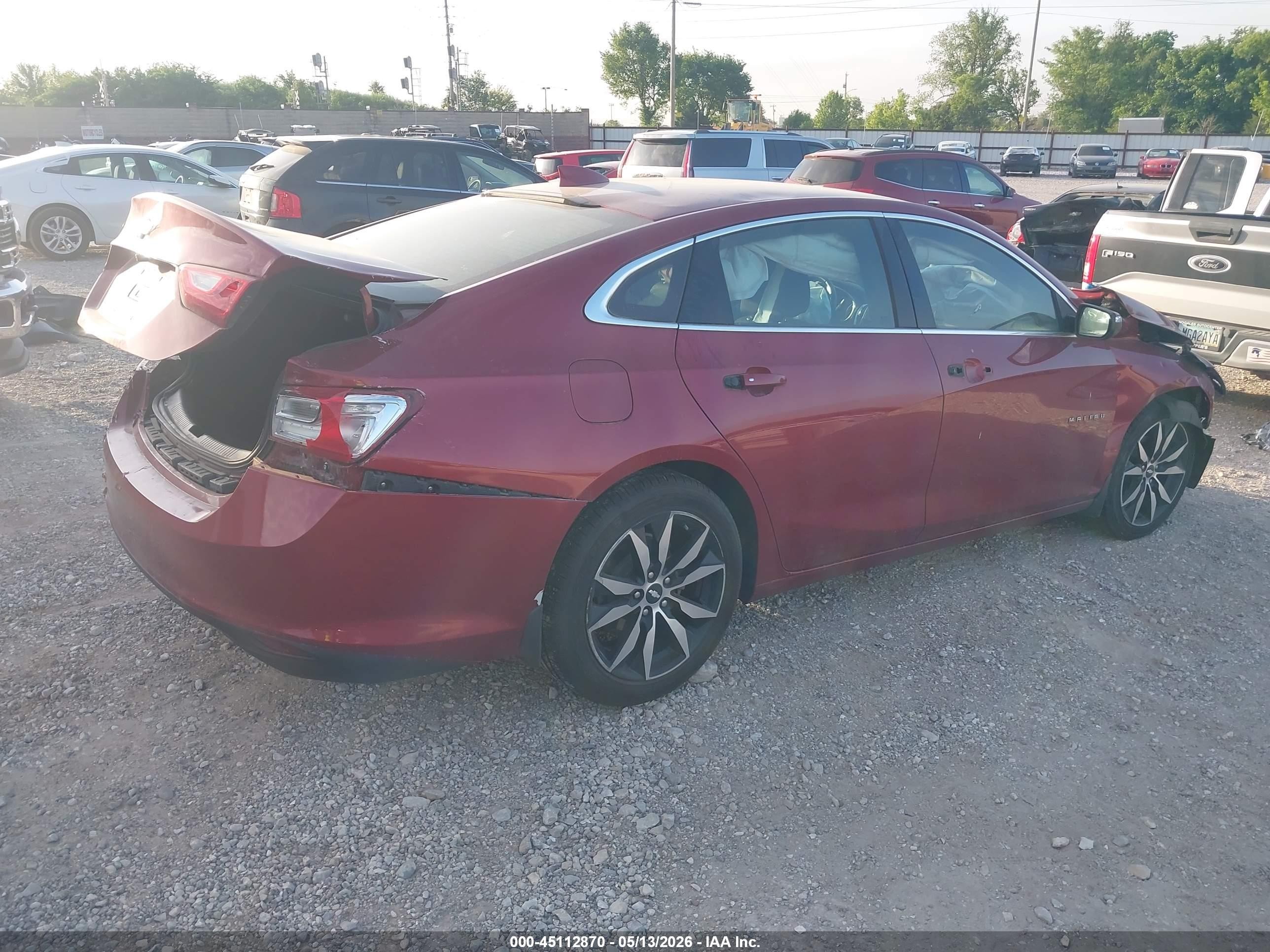 2018 Chevrolet Malibu Lt Красный vin: 1G1ZD5ST5JF286600