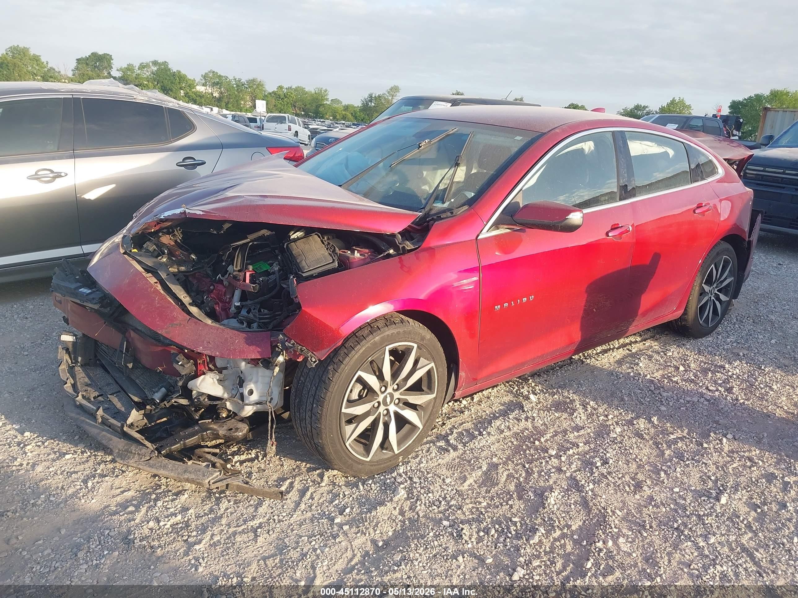 2018 Chevrolet Malibu Lt Красный vin: 1G1ZD5ST5JF286600