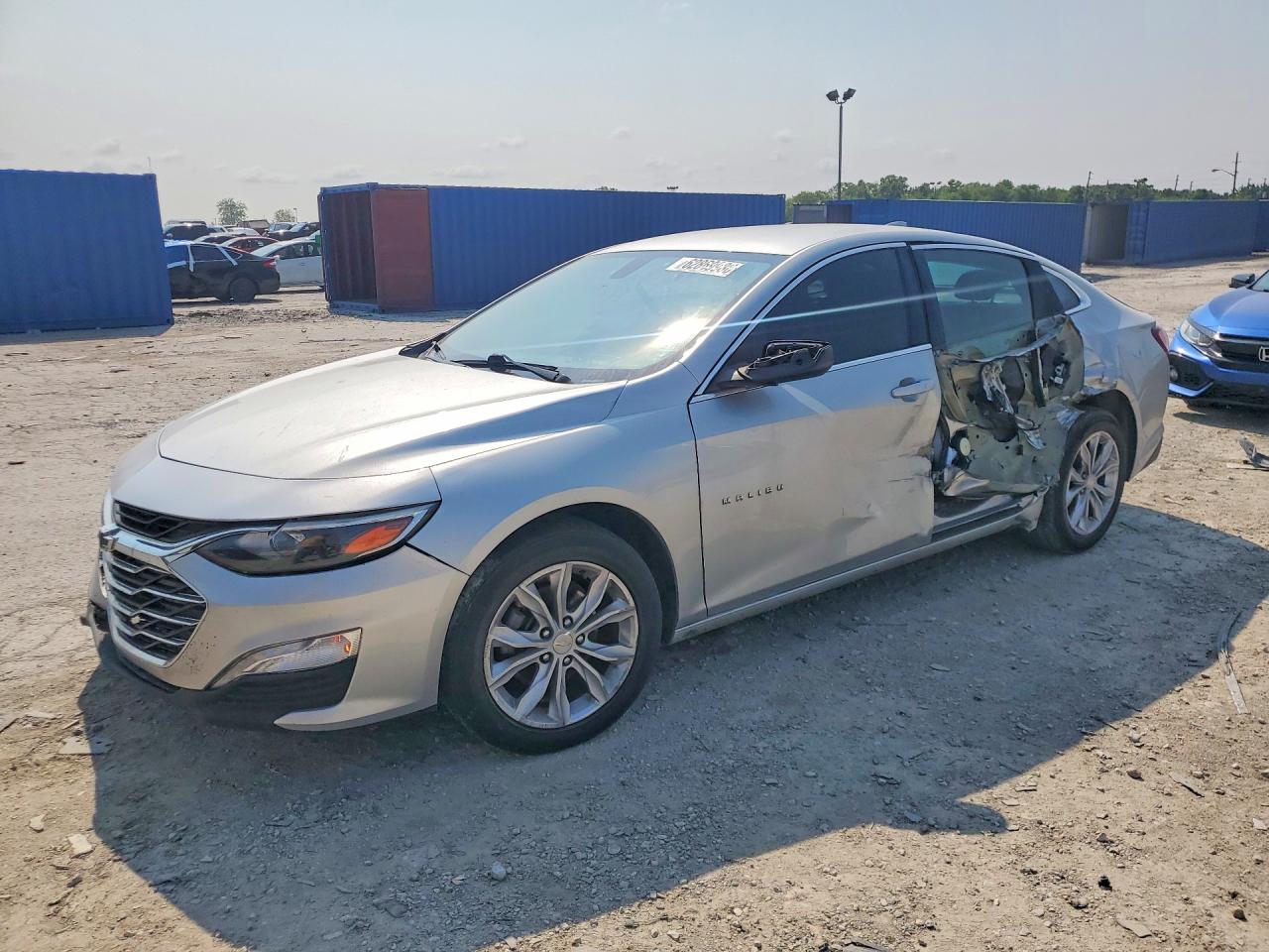 2020 Chevrolet Malibu Lt Серебряный vin: 1G1ZD5ST5LF040603