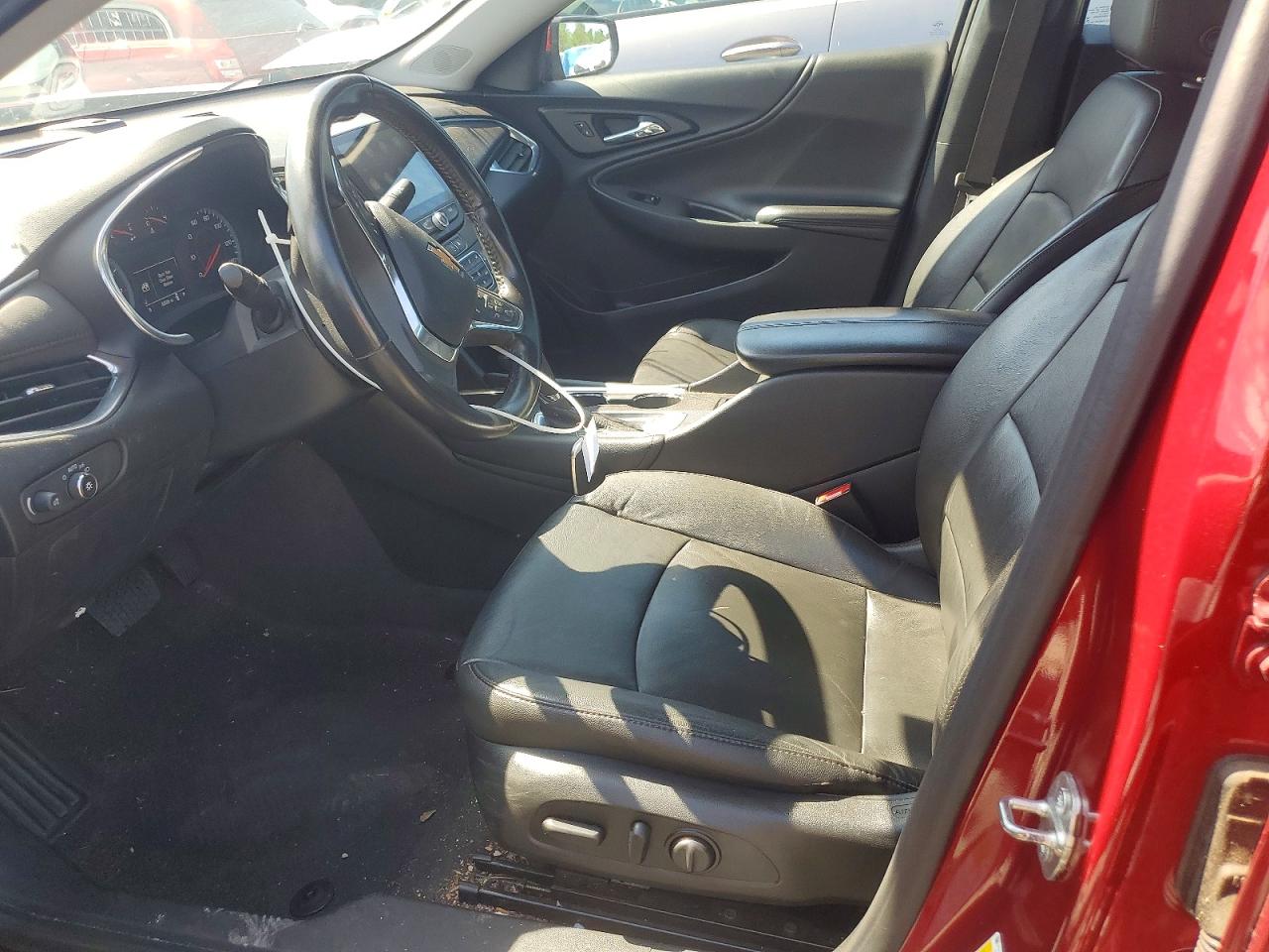 2020 Chevrolet Malibu Lt Red vin: 1G1ZD5ST5LF073844