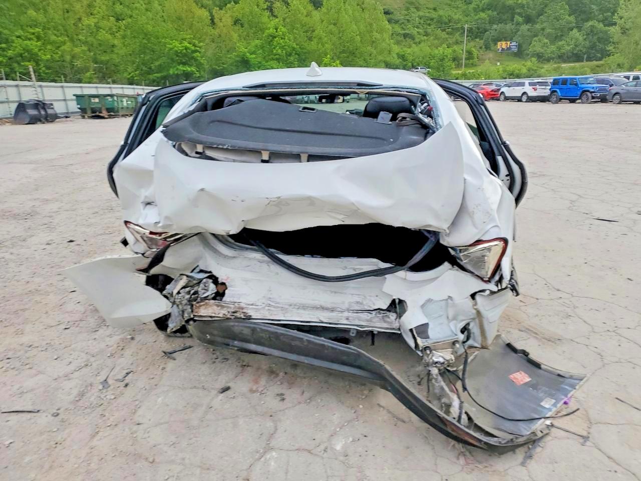 2023 Chevrolet Malibu Lt White vin: 1G1ZD5ST5PF160830