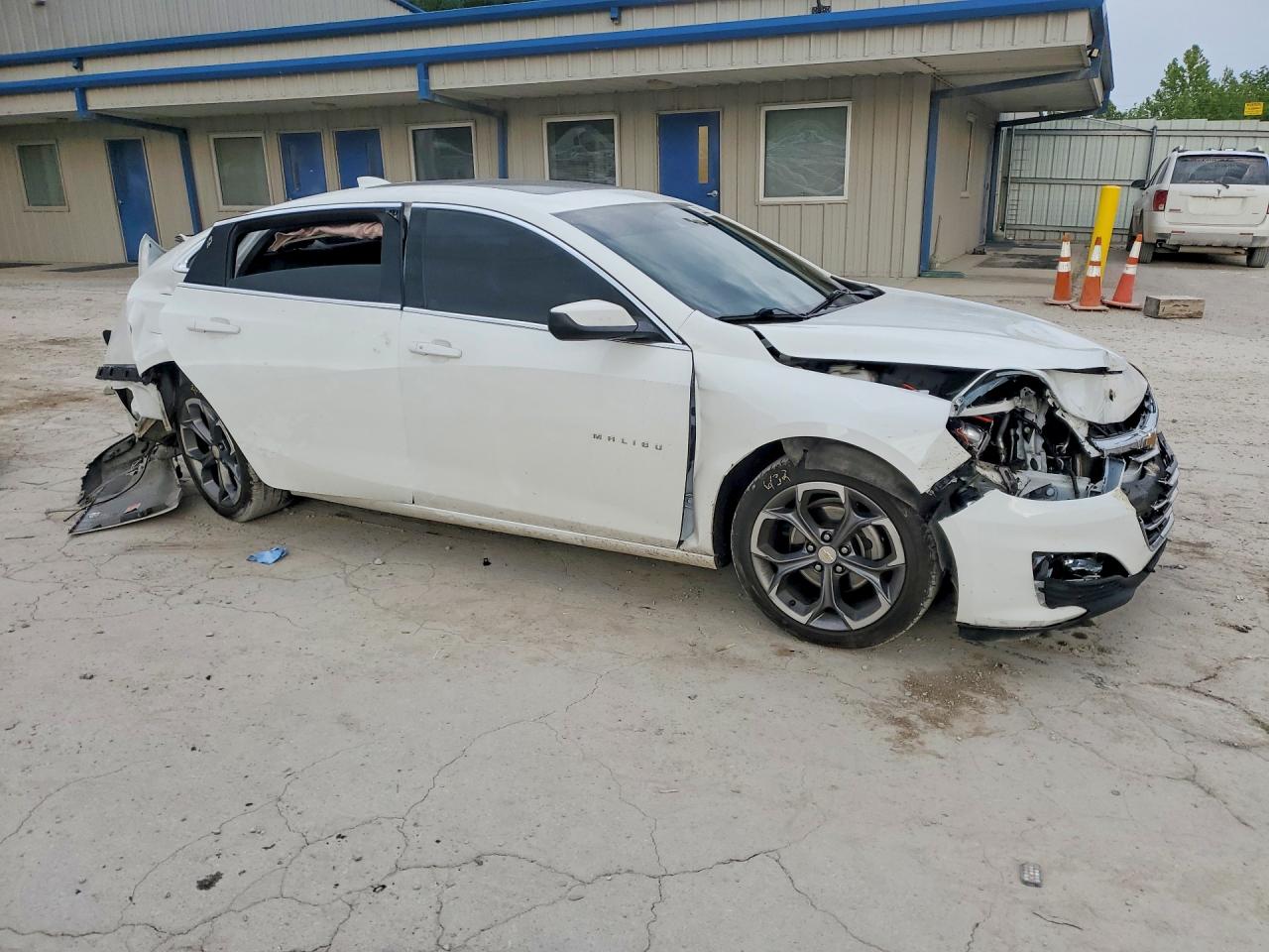 2023 Chevrolet Malibu Lt White vin: 1G1ZD5ST5PF160830