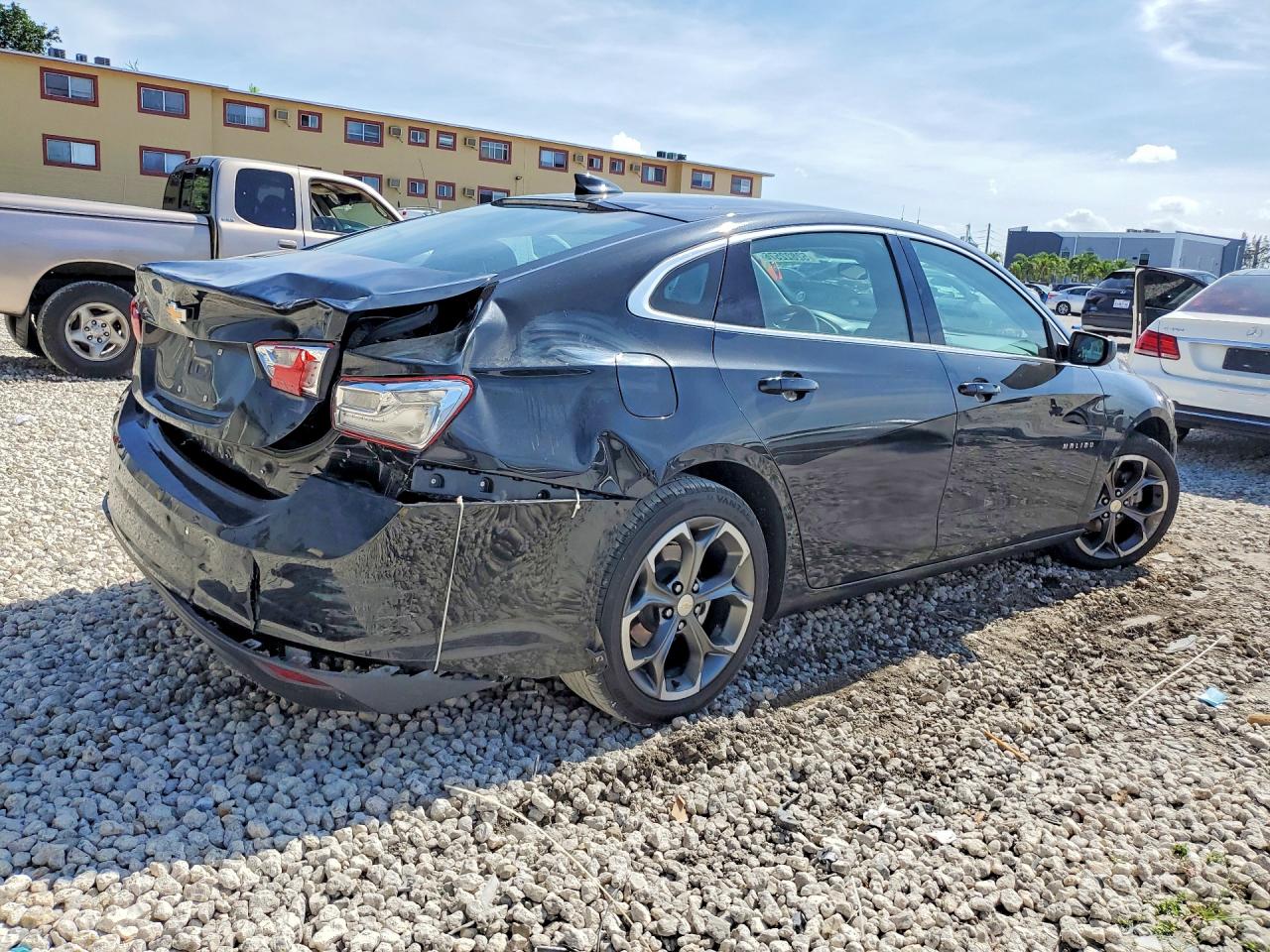 2023 Chevrolet Malibu Lt Черный vin: 1G1ZD5ST5PF180396