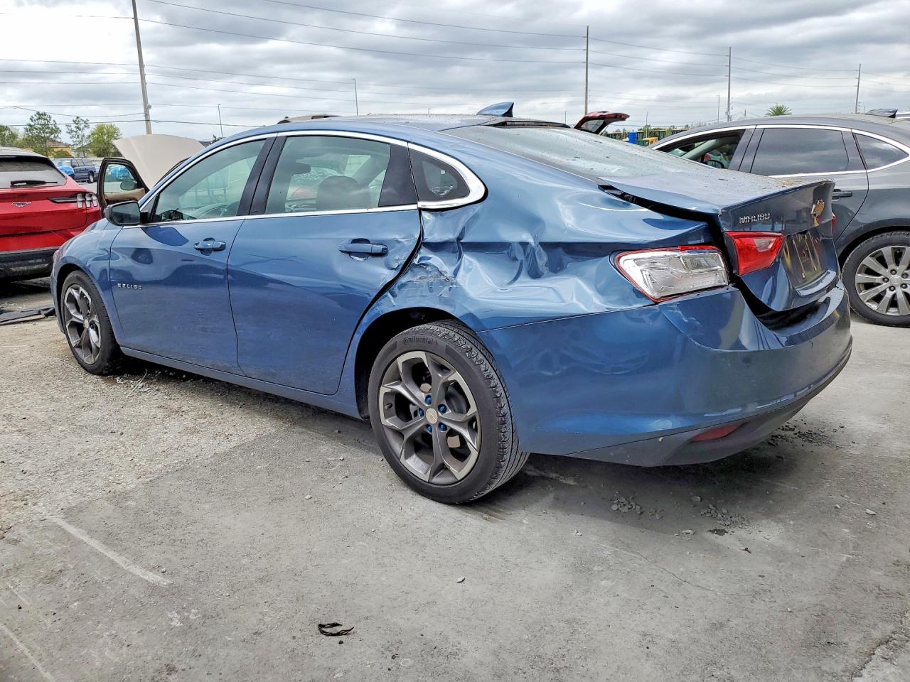 2024 Chevrolet Malibu Lt Blue vin: 1G1ZD5ST5RF214372