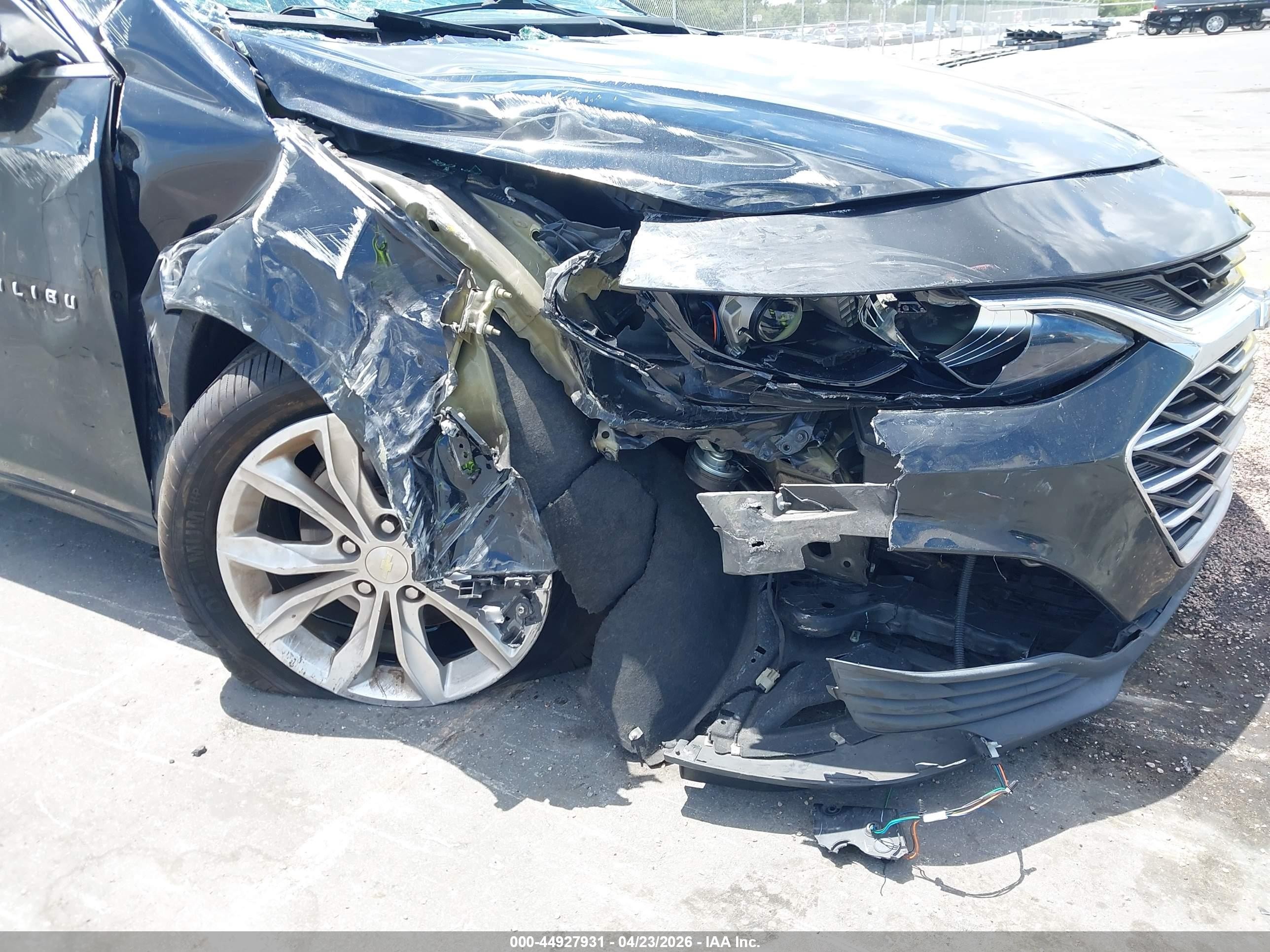 2020 Chevrolet Malibu Fwd Lt Черный vin: 1G1ZD5ST6LF093620