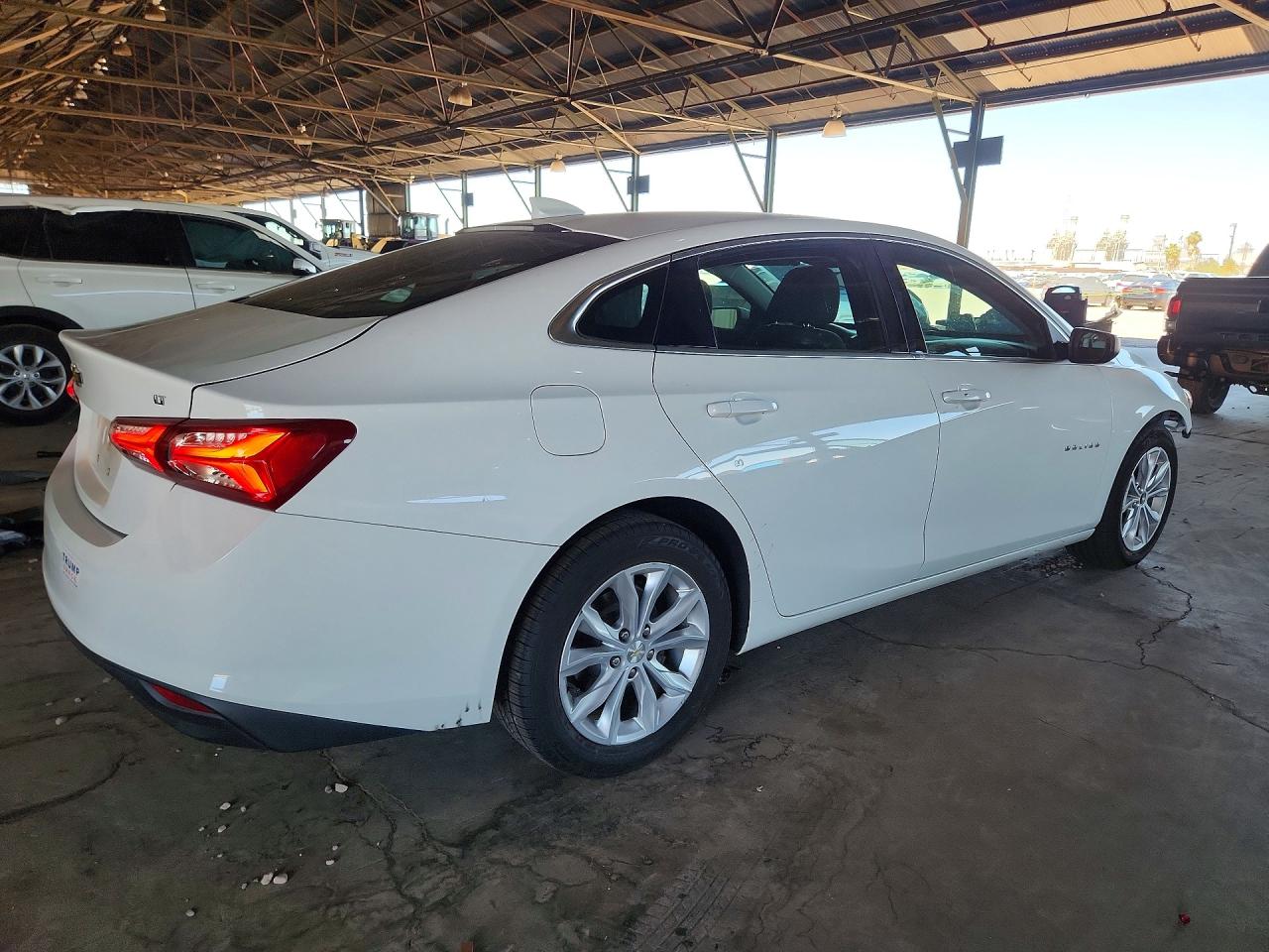 2020 Chevrolet Malibu Lt White vin: 1G1ZD5ST6LF101246