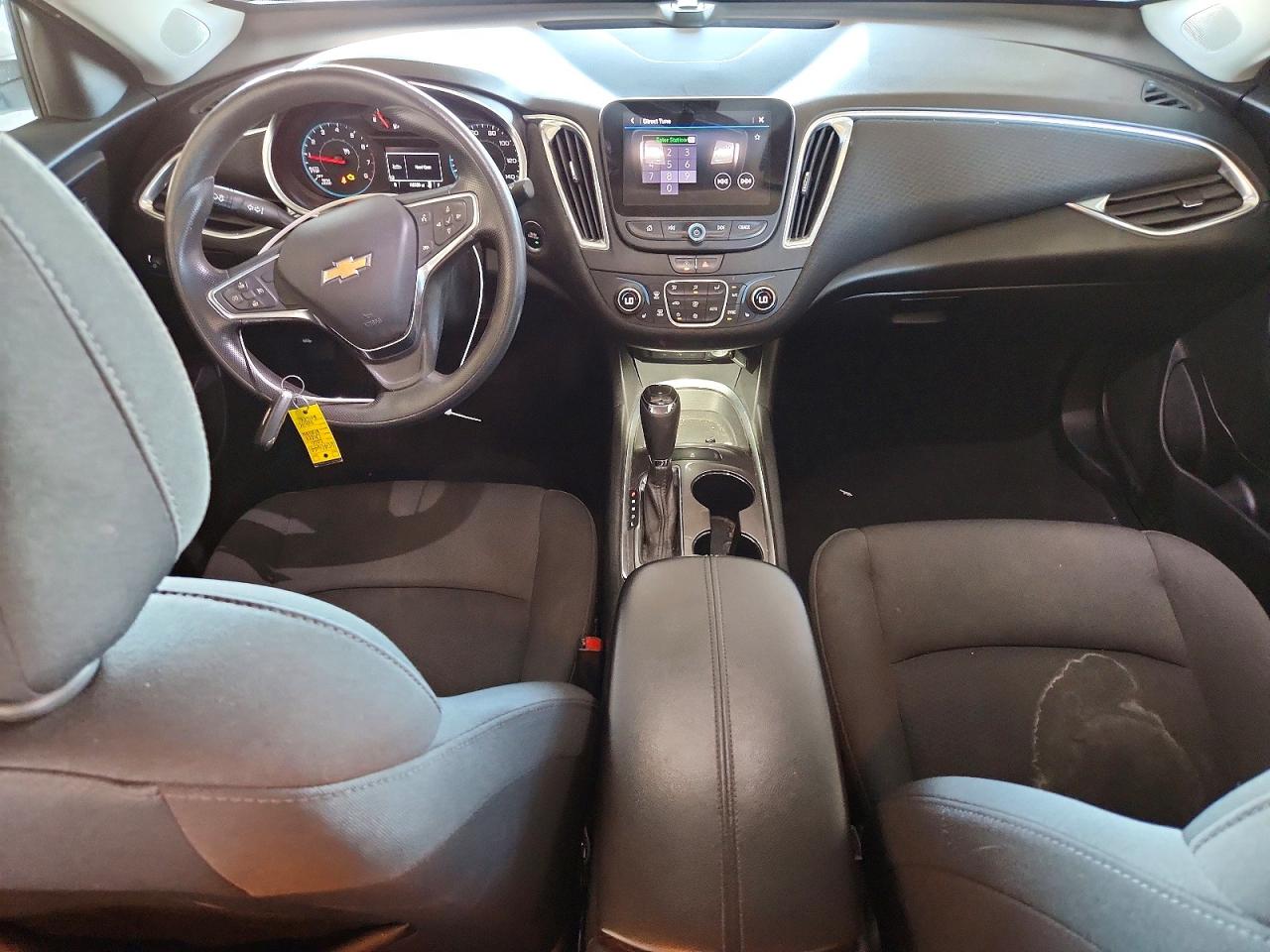 2020 Chevrolet Malibu Lt White vin: 1G1ZD5ST6LF101246