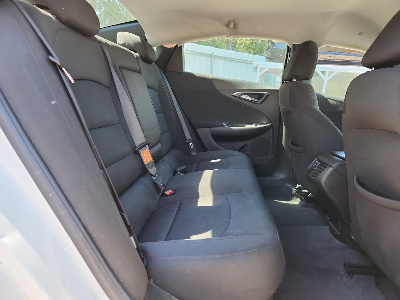 2022 Chevrolet Malibu Lt White vin: 1G1ZD5ST6NF181473 Damage: Left Side Curtain Air Bag, Deployed, Replacement Required