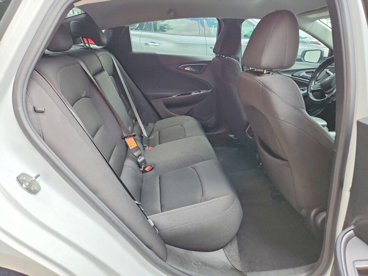 2023 Chevrolet Malibu Lt White vin: 1G1ZD5ST6PF231310