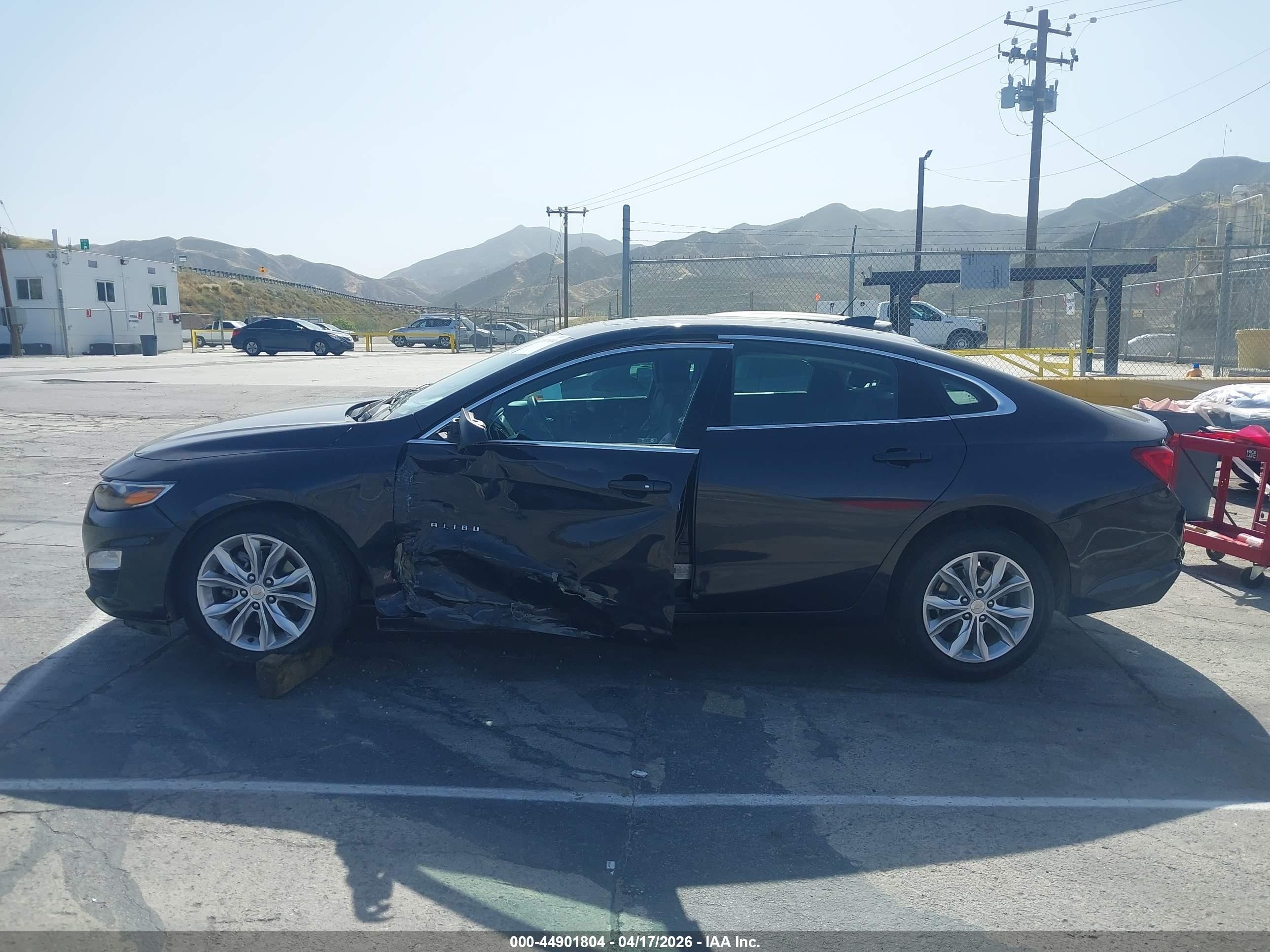 2023 Chevrolet Malibu Fwd 1lt Серый vin: 1G1ZD5ST6PF244901
