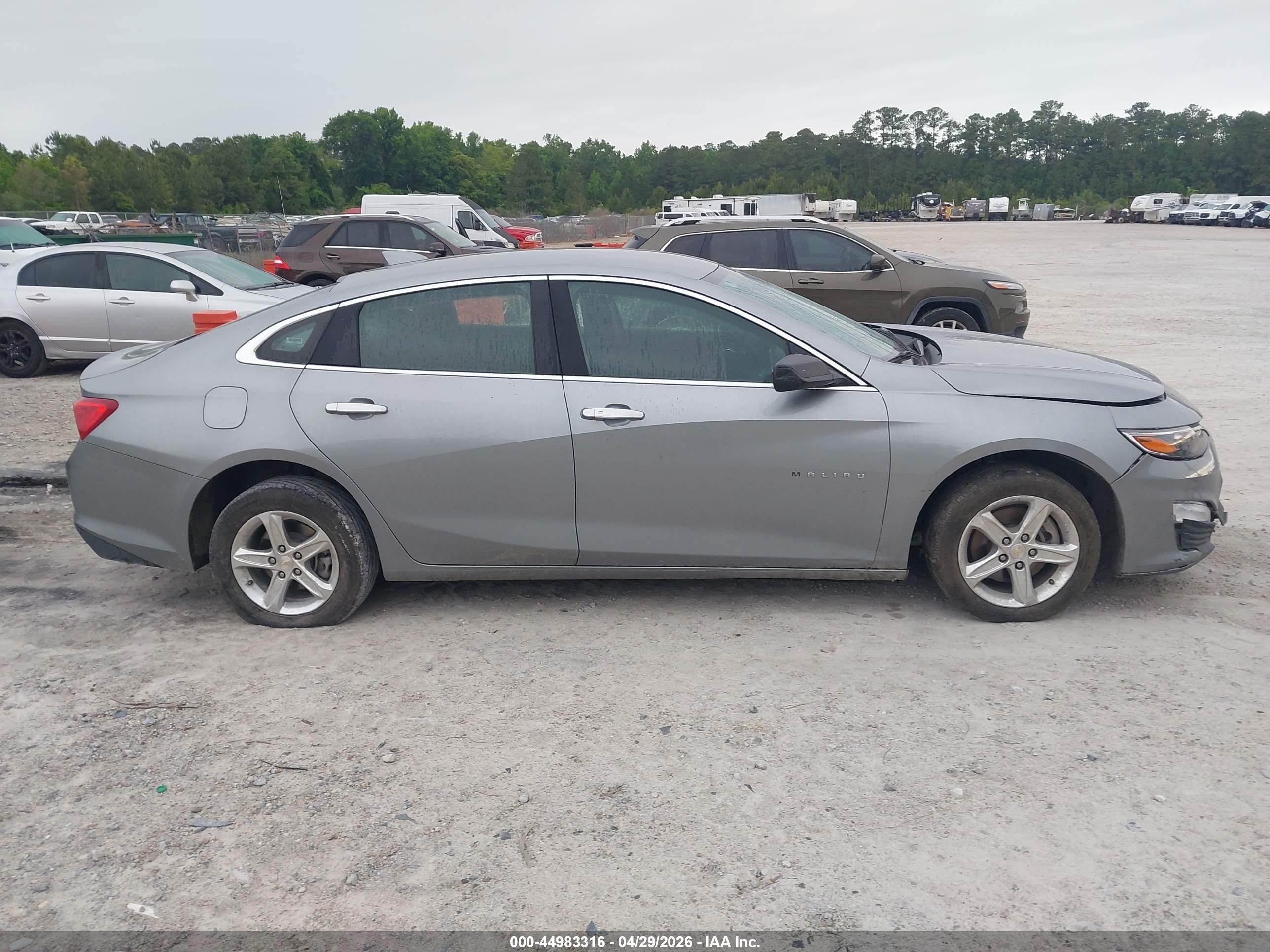 2024 Chevrolet Malibu Fwd 1lt Серебряный vin: 1G1ZD5ST6RF119318
