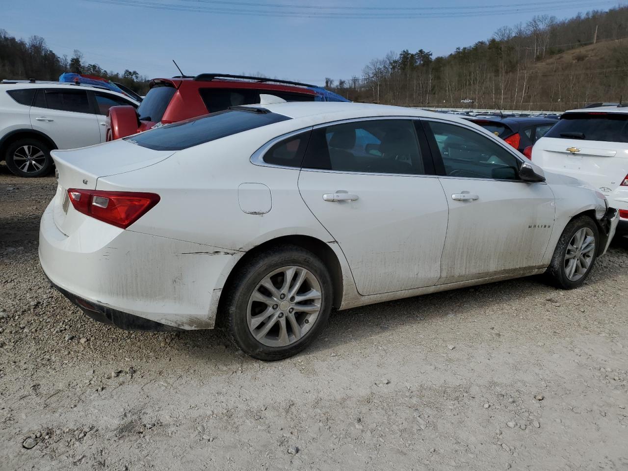 2018 Chevrolet Malibu Lt White vin: 1G1ZD5ST7JF178138