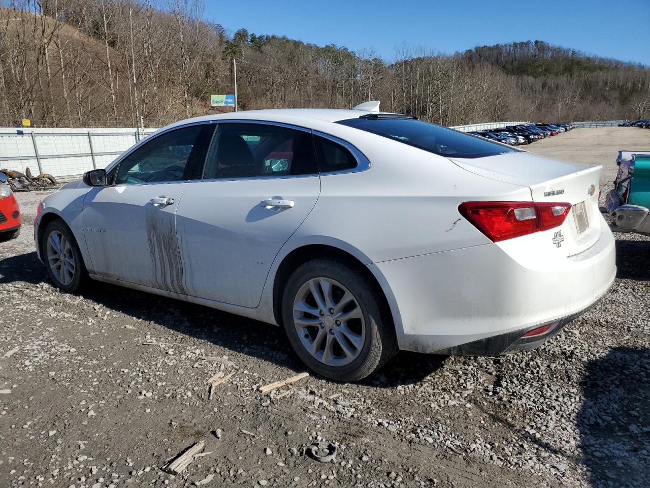 2018 Chevrolet Malibu Lt White vin: 1G1ZD5ST7JF178138