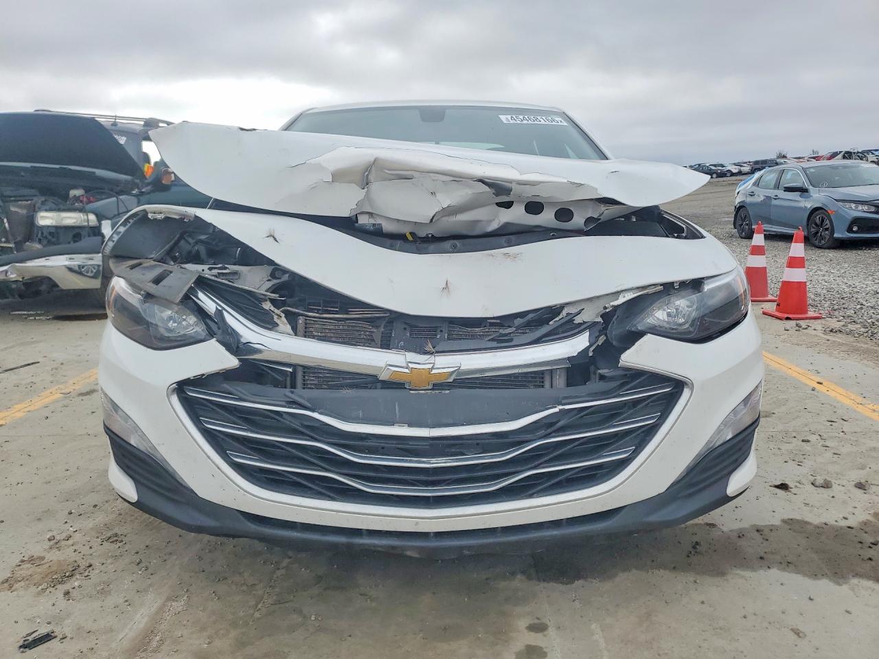 2020 Chevrolet Malibu Lt Белый vin: 1G1ZD5ST7LF071867