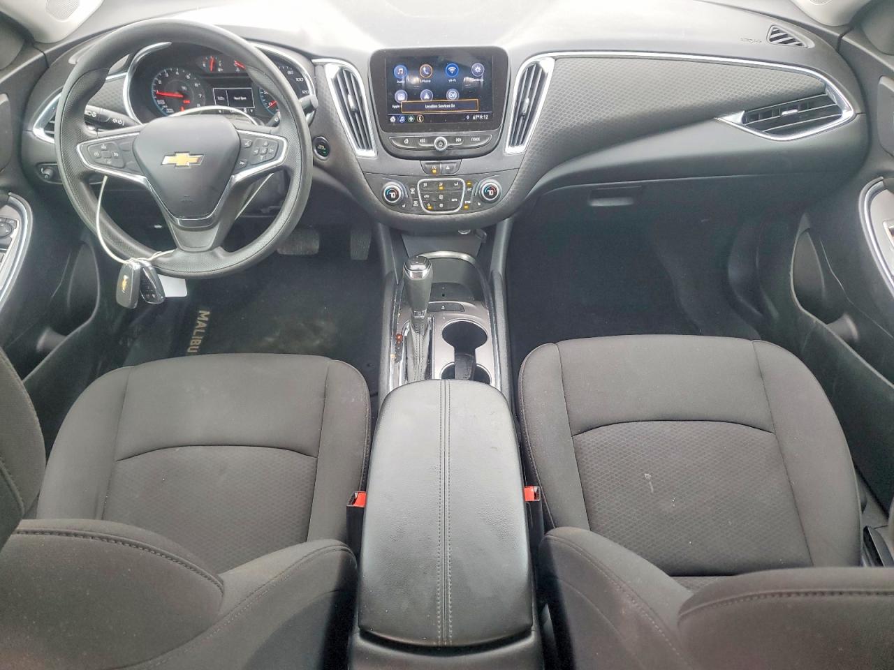 2020 Chevrolet Malibu Lt Белый vin: 1G1ZD5ST7LF071867