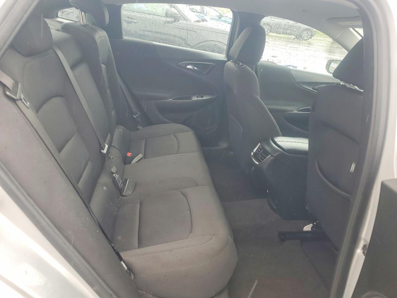 2021 Chevrolet Malibu Lt Серебряный vin: 1G1ZD5ST7MF019835