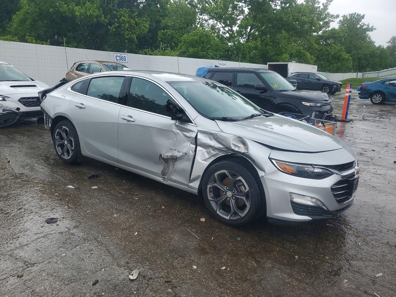 2021 Chevrolet Malibu Lt Серебряный vin: 1G1ZD5ST7MF019835