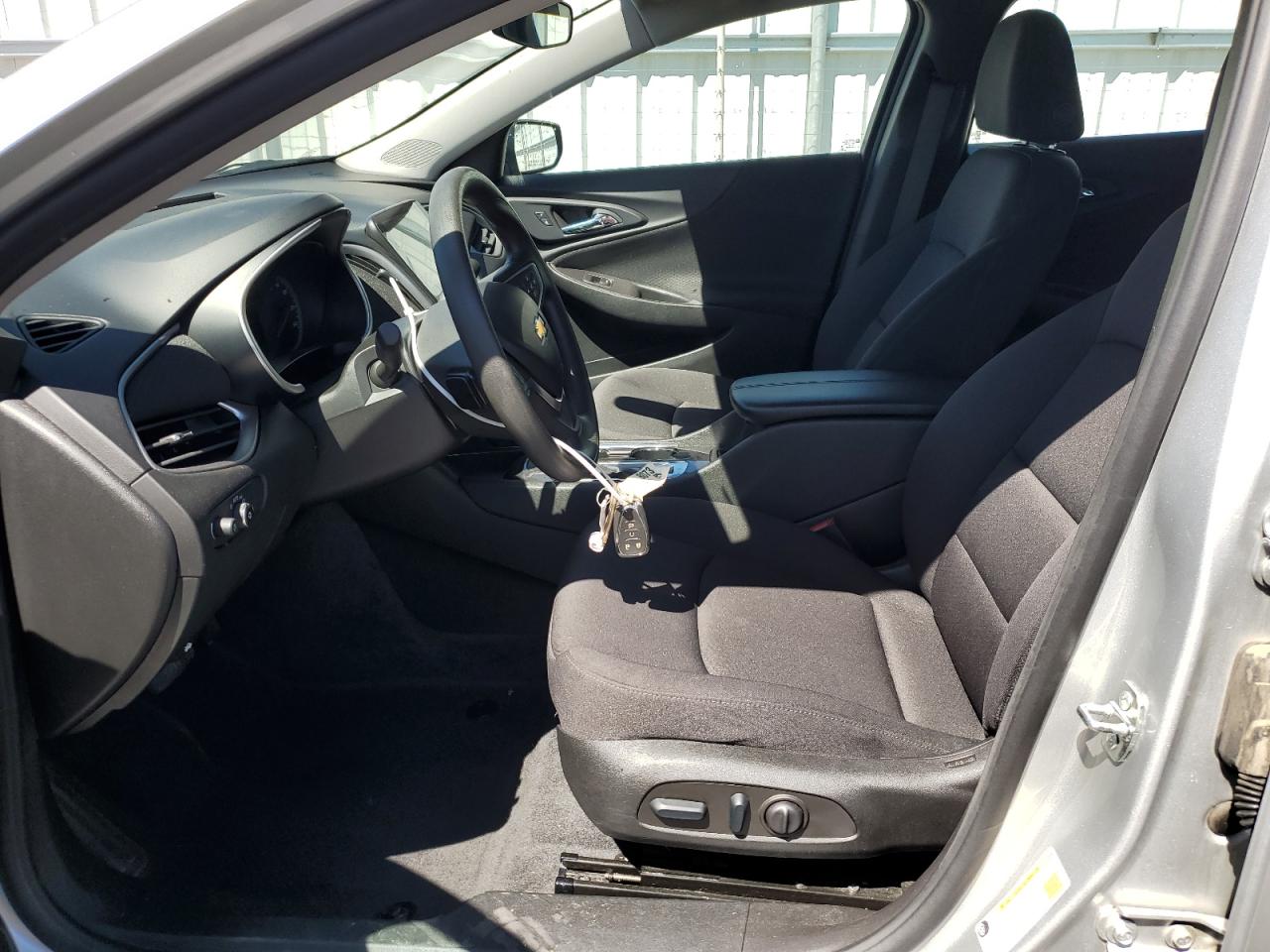 2022 Chevrolet Malibu Lt Silver vin: 1G1ZD5ST7NF158610