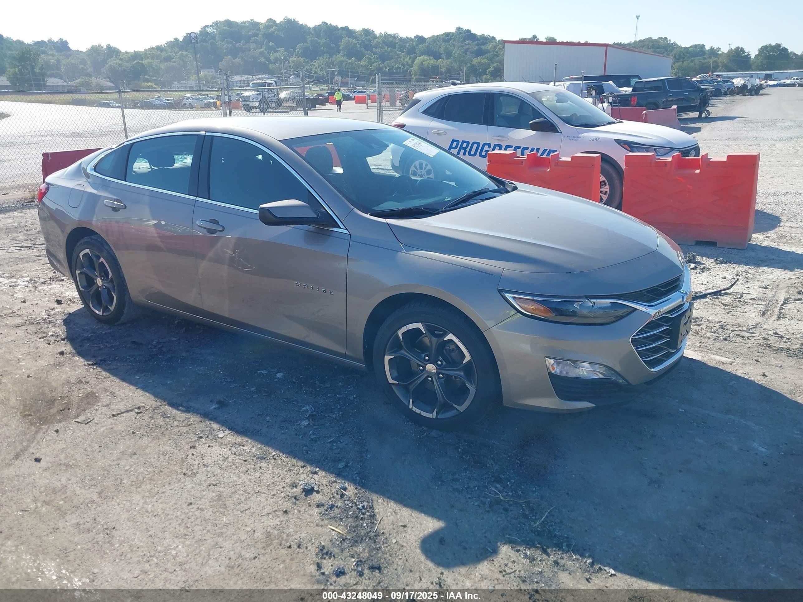 1G1ZD5ST7PF117493