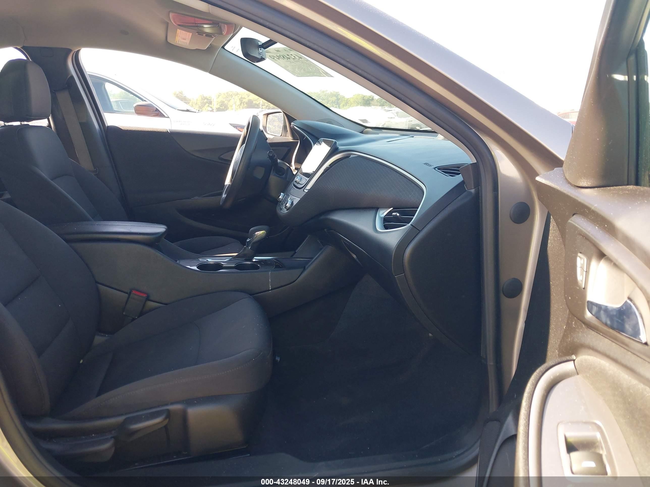 2023 Chevrolet Malibu Fwd 1lt Золотой vin: 1G1ZD5ST7PF117493