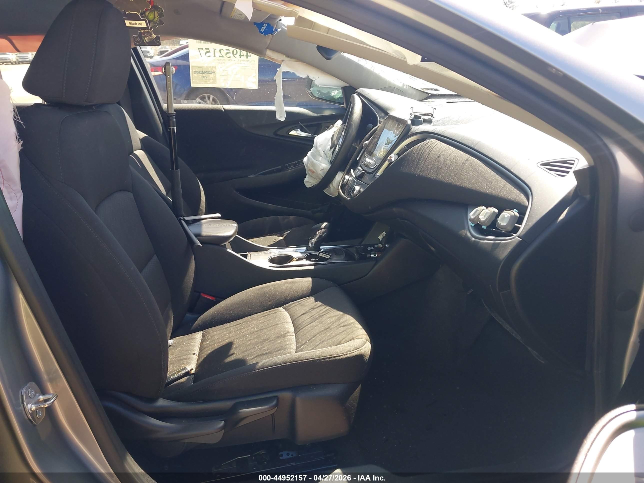 2024 Chevrolet Malibu Fwd 1lt Серебряный vin: 1G1ZD5ST7RF125080
