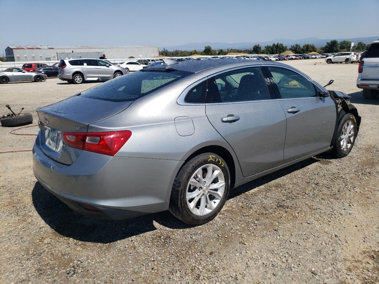 2024 Chevrolet Malibu Lt Silver vin: 1G1ZD5ST7RF154773